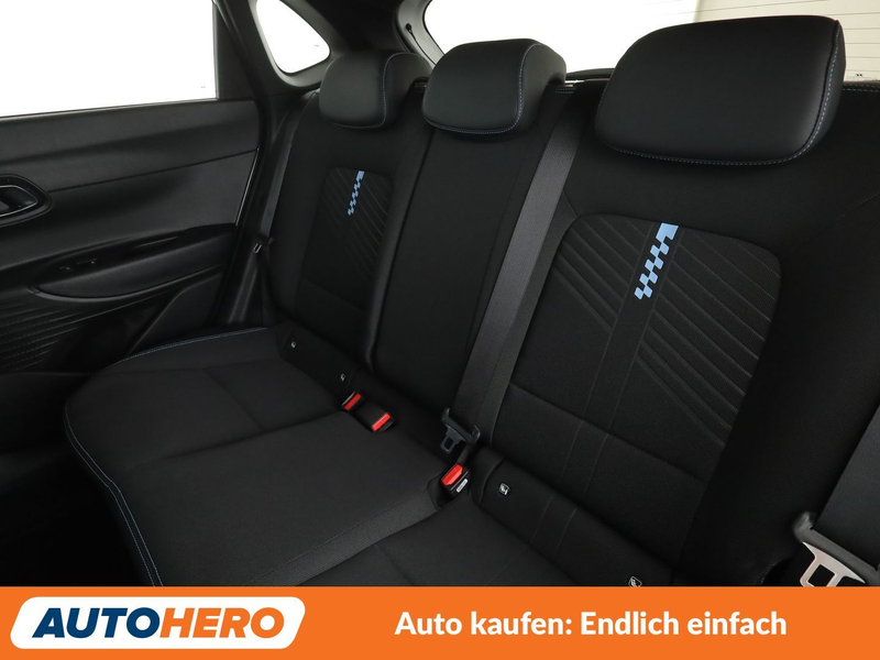 Hyundai i20 1.6 T-GDI N Performance*NAVI*LED*TEMPO*CAM*PDC* — photo 14
