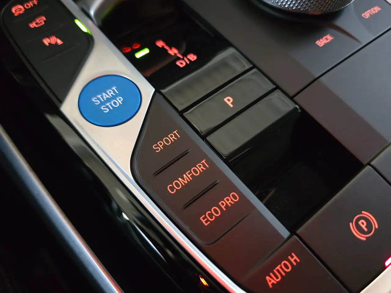 BMW i4 eDrive/360°Camera / 8j✔️ garantie / Eerste Eig, миниатюра 24