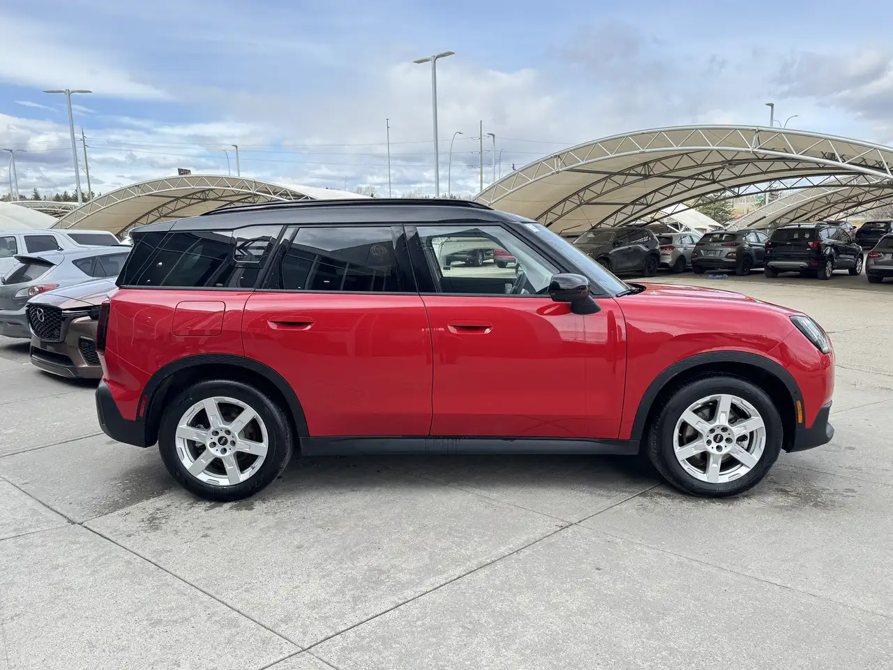 MINI Countryman снимка MINI Countryman
