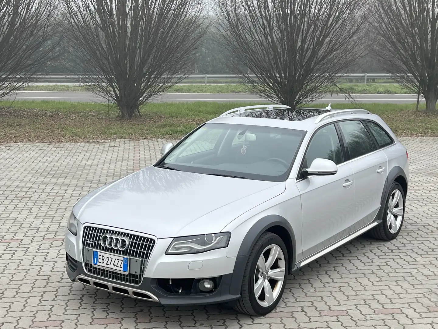 Audi A4 allroad 2.0 tdi Advanced - 1