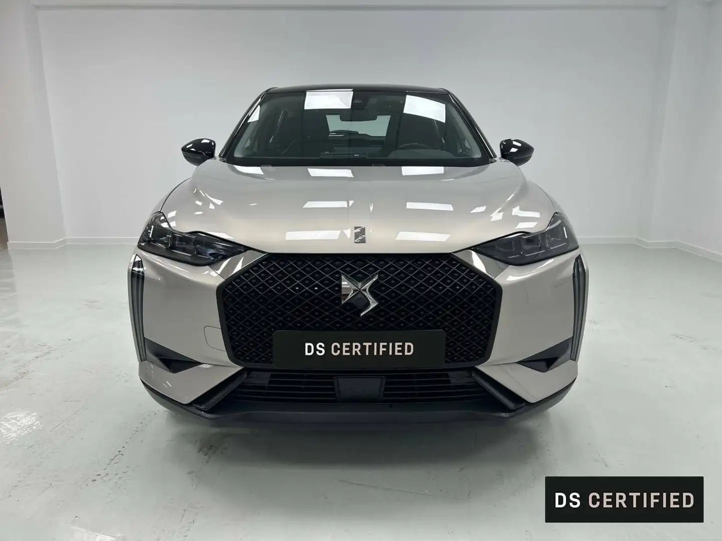 DS Automobiles DS 3 BlueHDi 96 kW Auto Bastille Szürke - 2