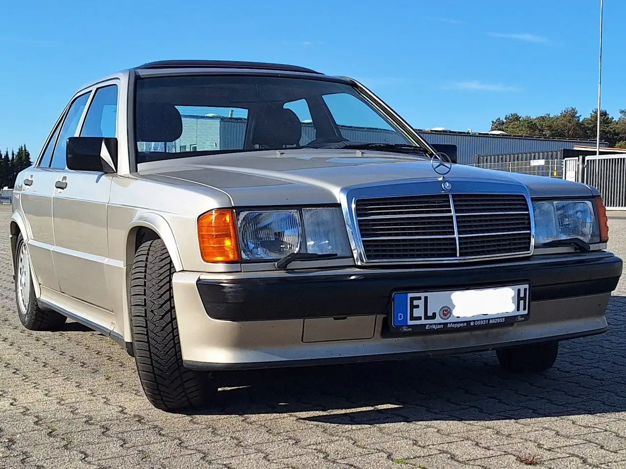 Mercedes-Benz 190