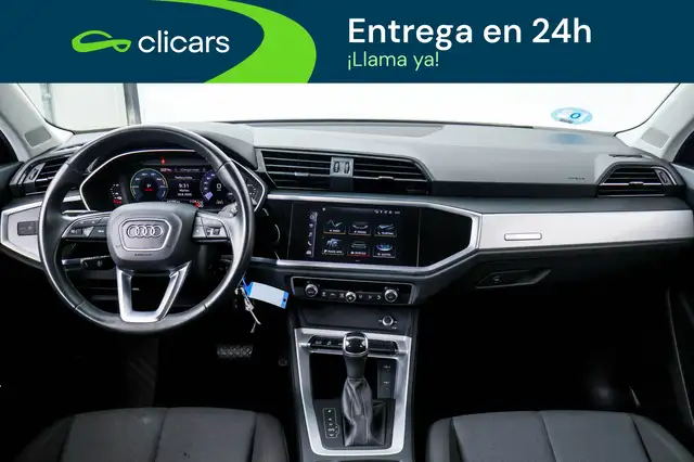 Audi Q3 view 13