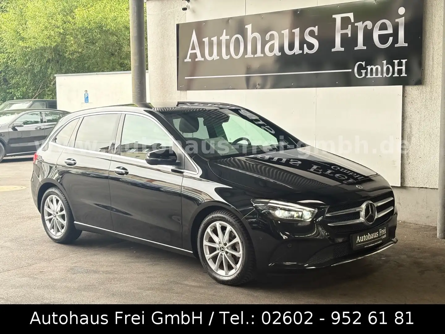 Mercedes-Benz B 180 *Progressive*DISTRONIC+*KAMERA*AMBIENTE*2H Noir - 1