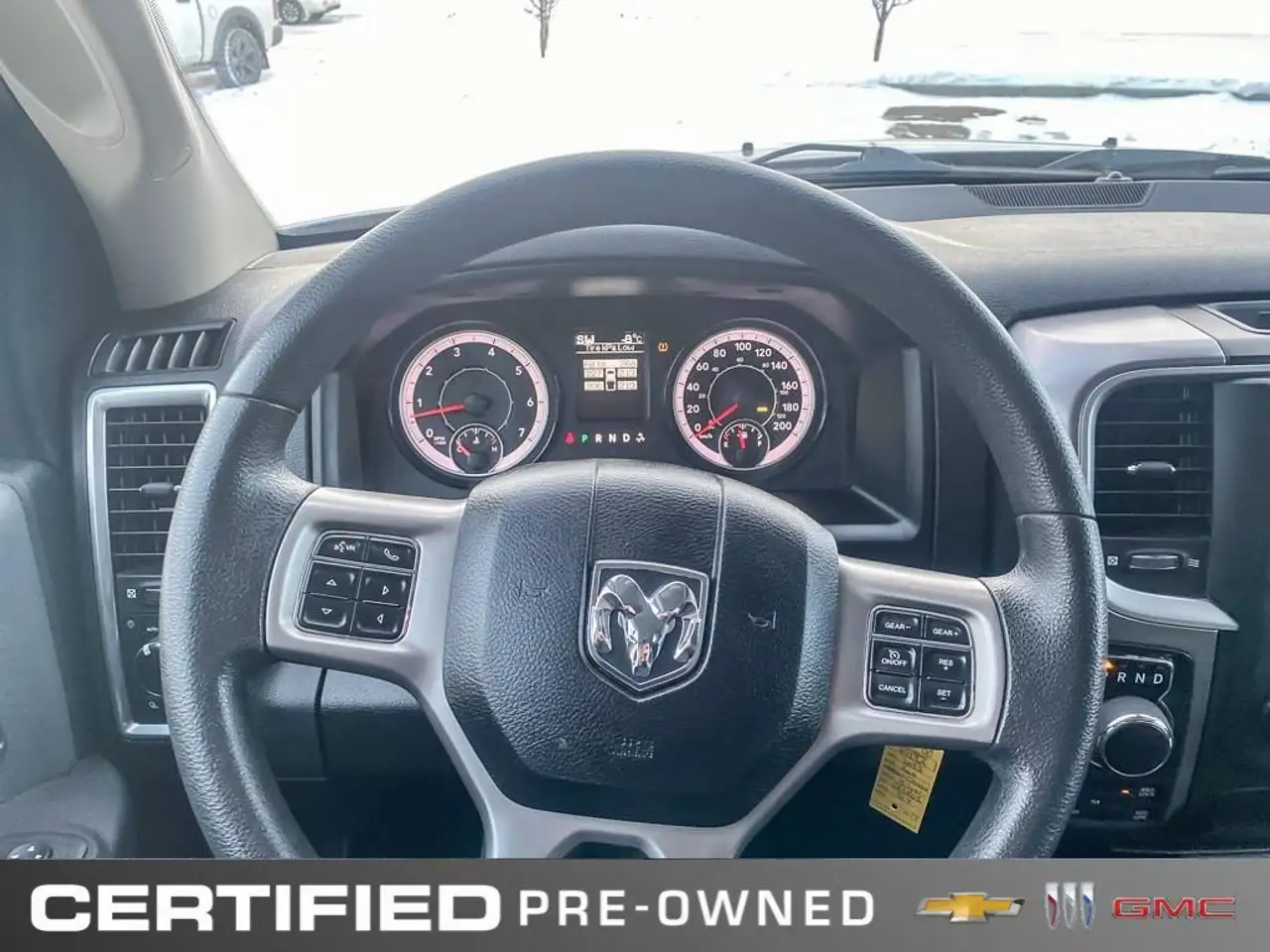 RAM 1500 снимка RAM 1500