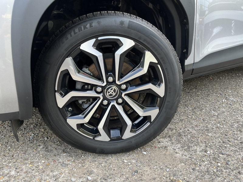 Toyota Yaris Cross 1.5 Hybrid 115 First Edition // ADAPT. CRUISE // K — photo 12