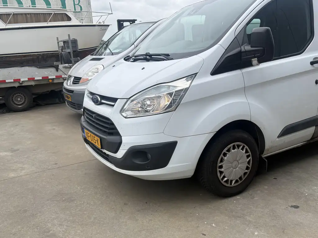 Ford Transit Custom 2013 из Европы — купить под ключ