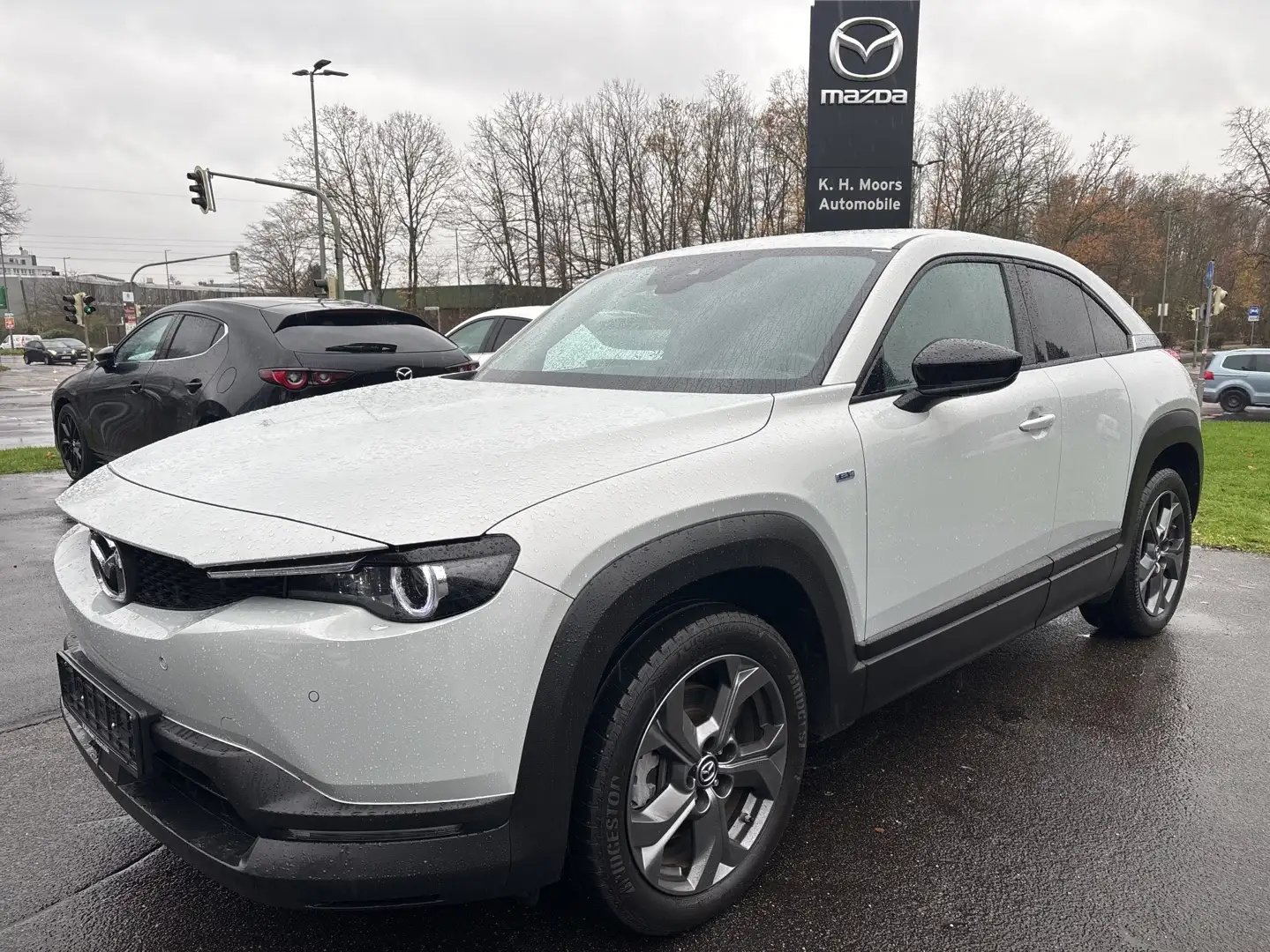 Mazda MX-30 ADVANTAGE e-SKYACTIV EV 145 PS Blanc - 1