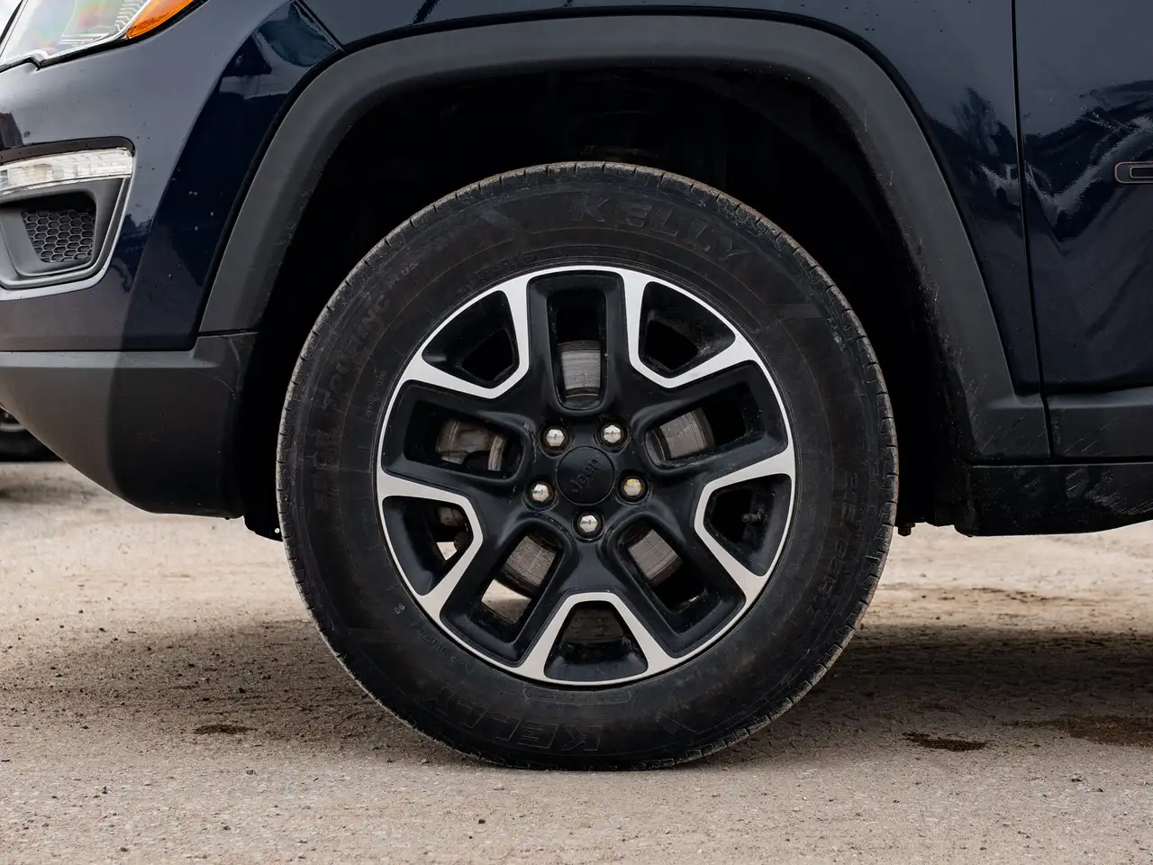 Jeep Compass photo Jeep Compass