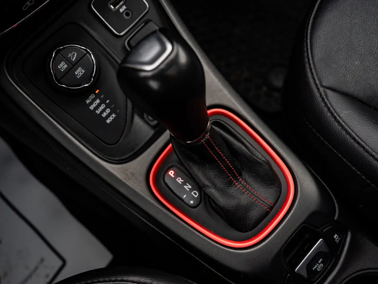 Jeep Compass photo Jeep Compass