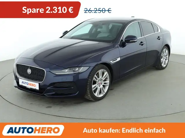 Jaguar XE 25t HSE Aut.*NAV*HUD*MATRIX*ACC*360CAM*PDC*SHZ*