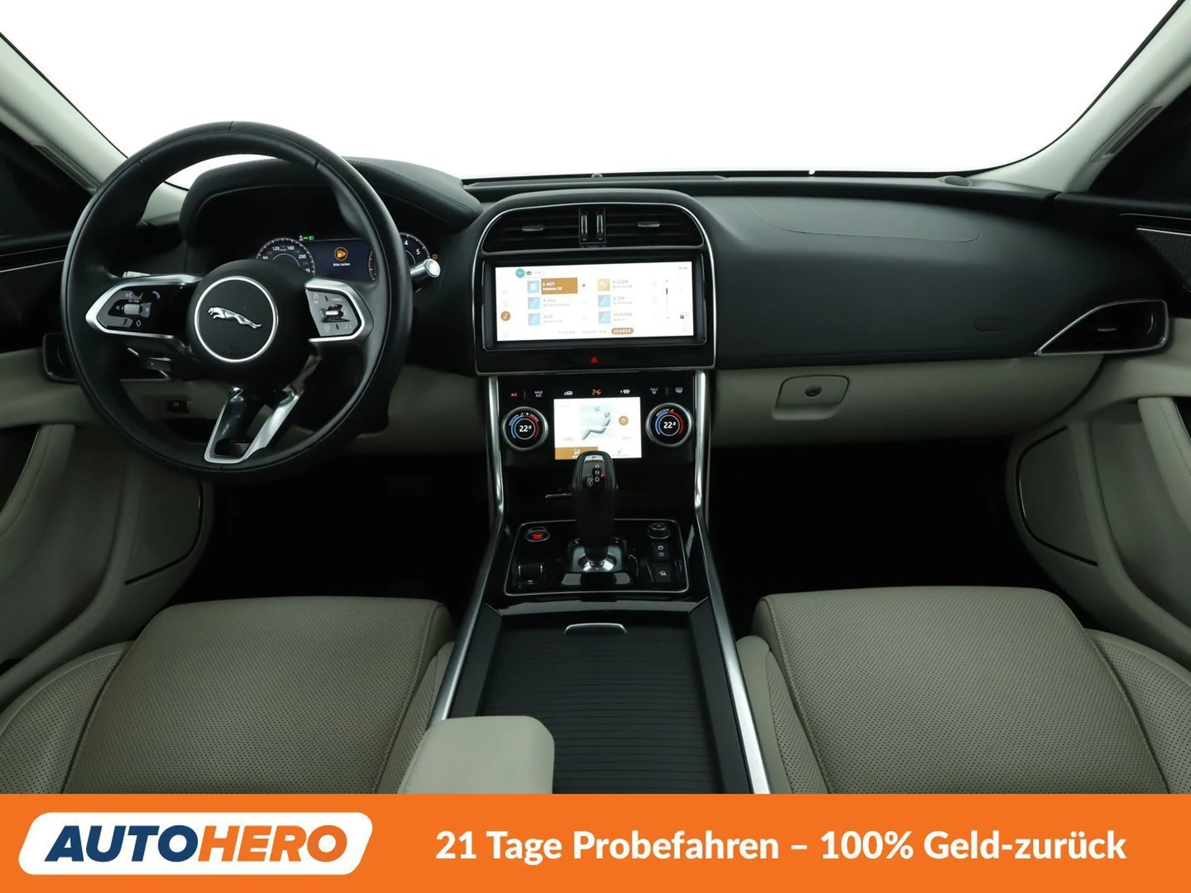 Jaguar XE 25t HSE Aut.*NAV*HUD*MATRIX*ACC*360CAM*PDC*SHZ* — photo 12