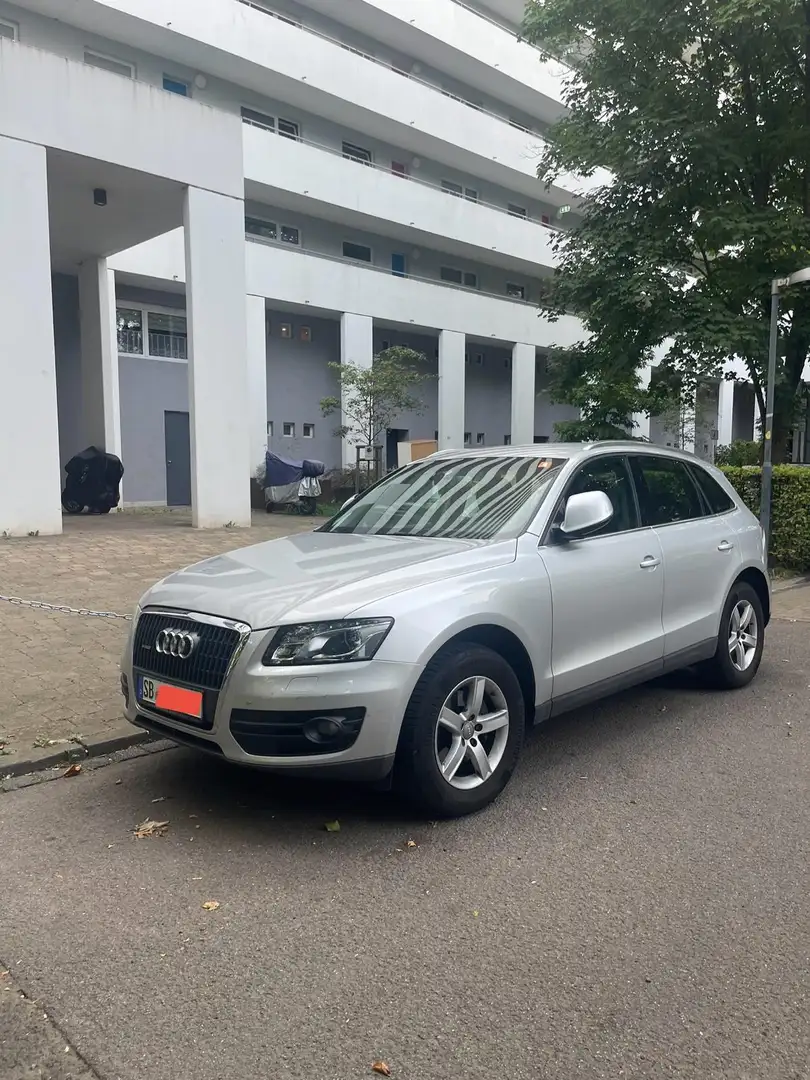Audi Q5 2.0 TDI quattro Stronic Grau - 1
