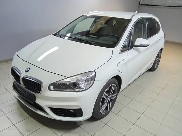 BMW 225 225 xe Sport Line