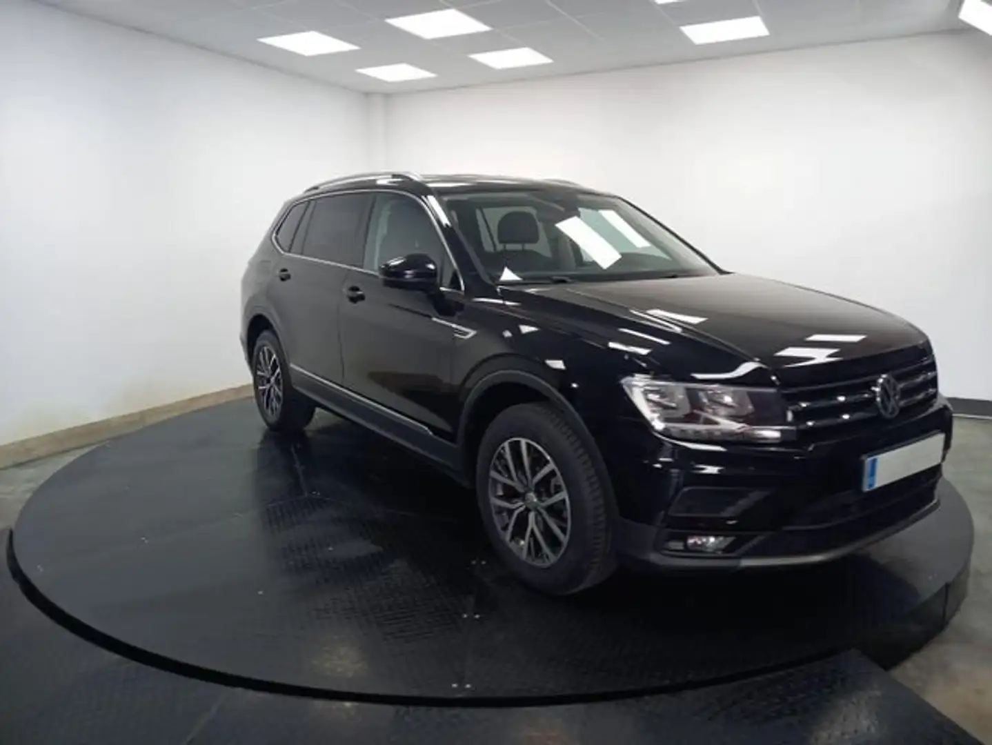 Volkswagen Tiguan ALLSPACE 2.0 TDi SCR 7plazas DSG Negro - 2