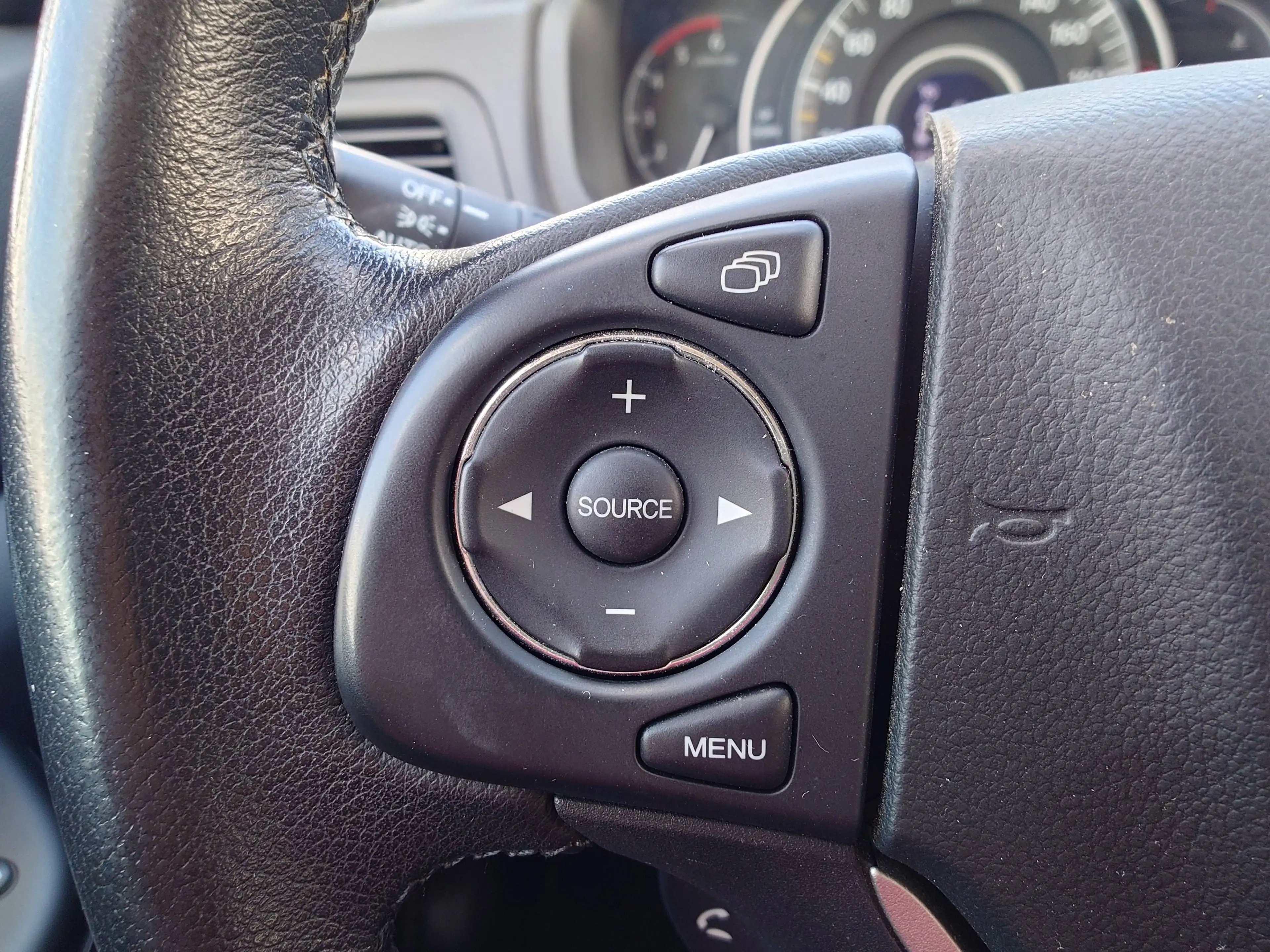 Honda CR-V CR-V 1.6 i-DTEC 2WD Elegance BLACK EDITION — photo 14