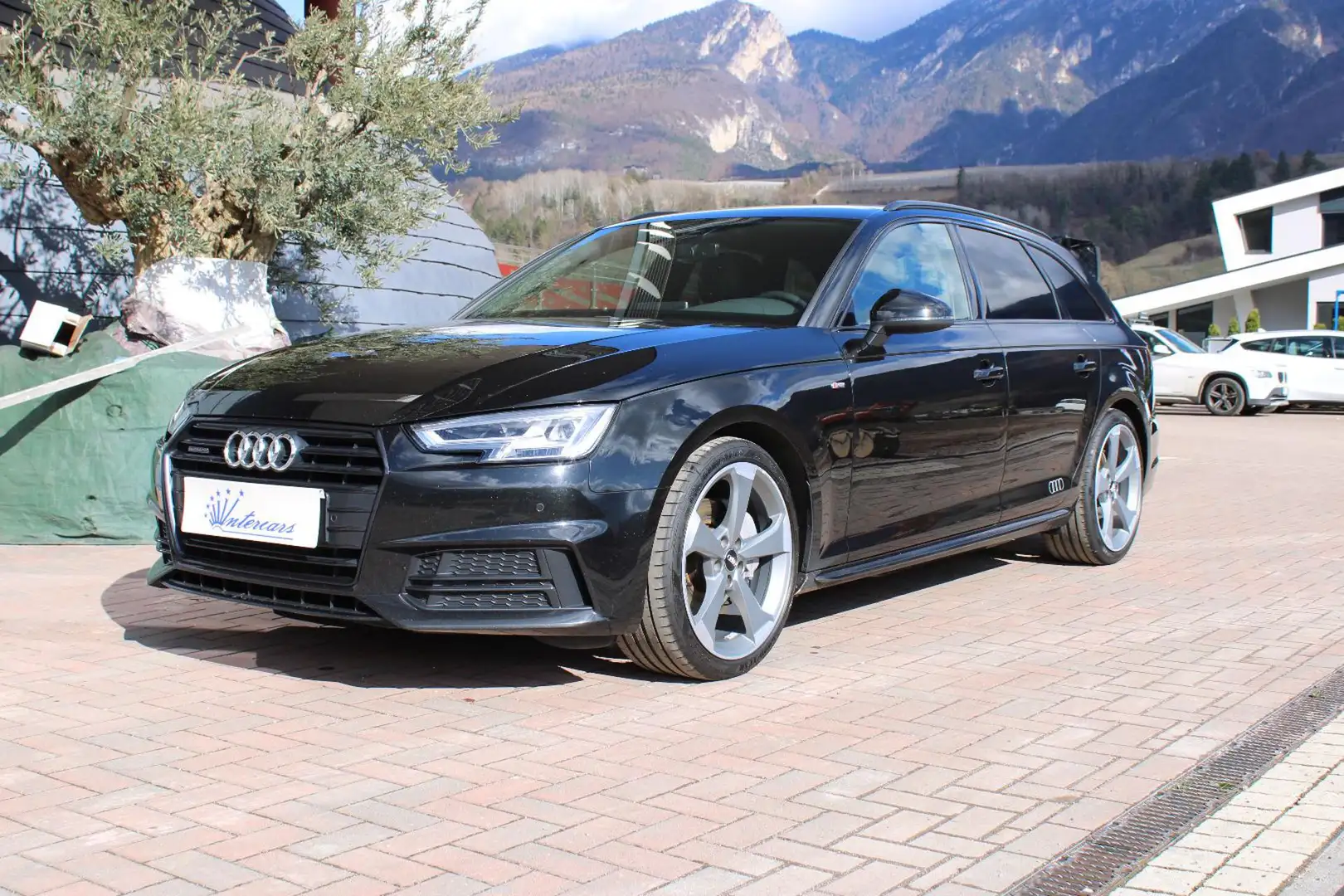 Audi A4 Avant 2.0TDI quattro 3xS-line-LED-B&O Nero - 2