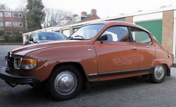 V4GL Chamotte-bruin, spoiler, hoofdsteunkussens, imperiaal, klokje, radio, chroom siervelgen, matten, res. tank