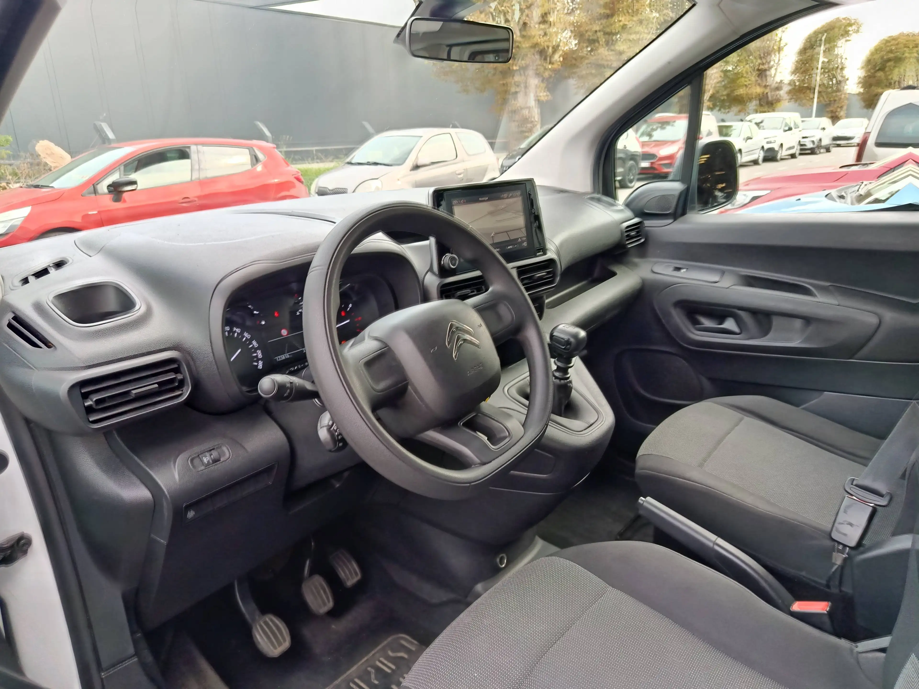 Citroen Berlingo Berlingo 1.2 Essence 5places Airco Navi — photo 7