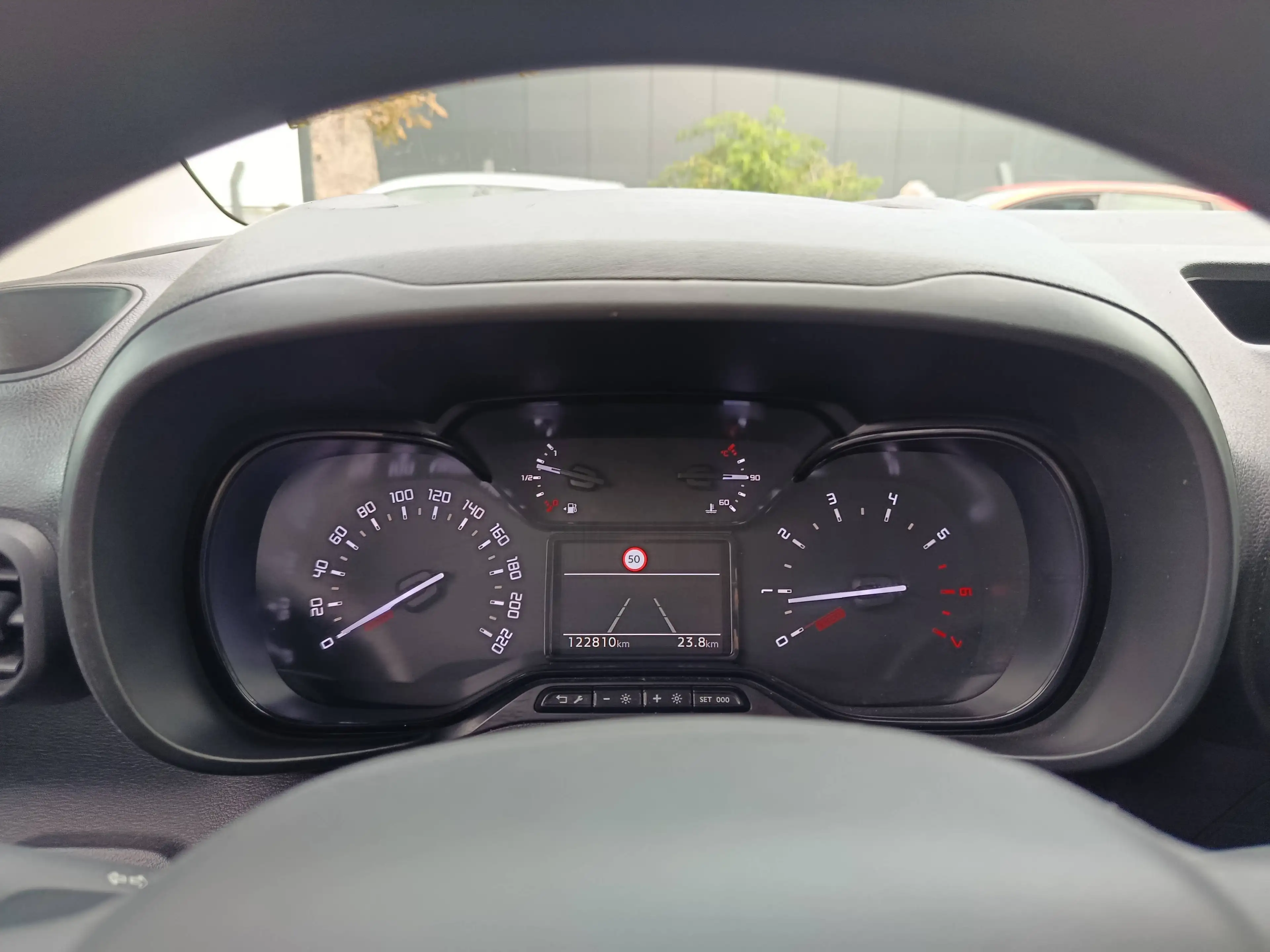 Citroen Berlingo Berlingo 1.2 Essence 5places Airco Navi — photo 5