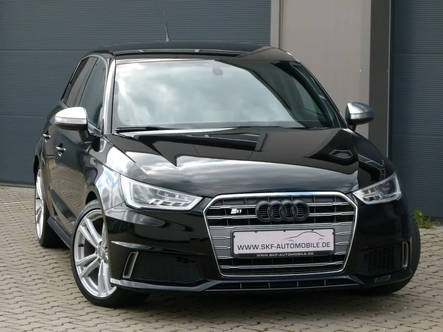 Audi S1 Sportback 2.0 TFSI quattro Navi PDC XenonLED Schwarz - 2