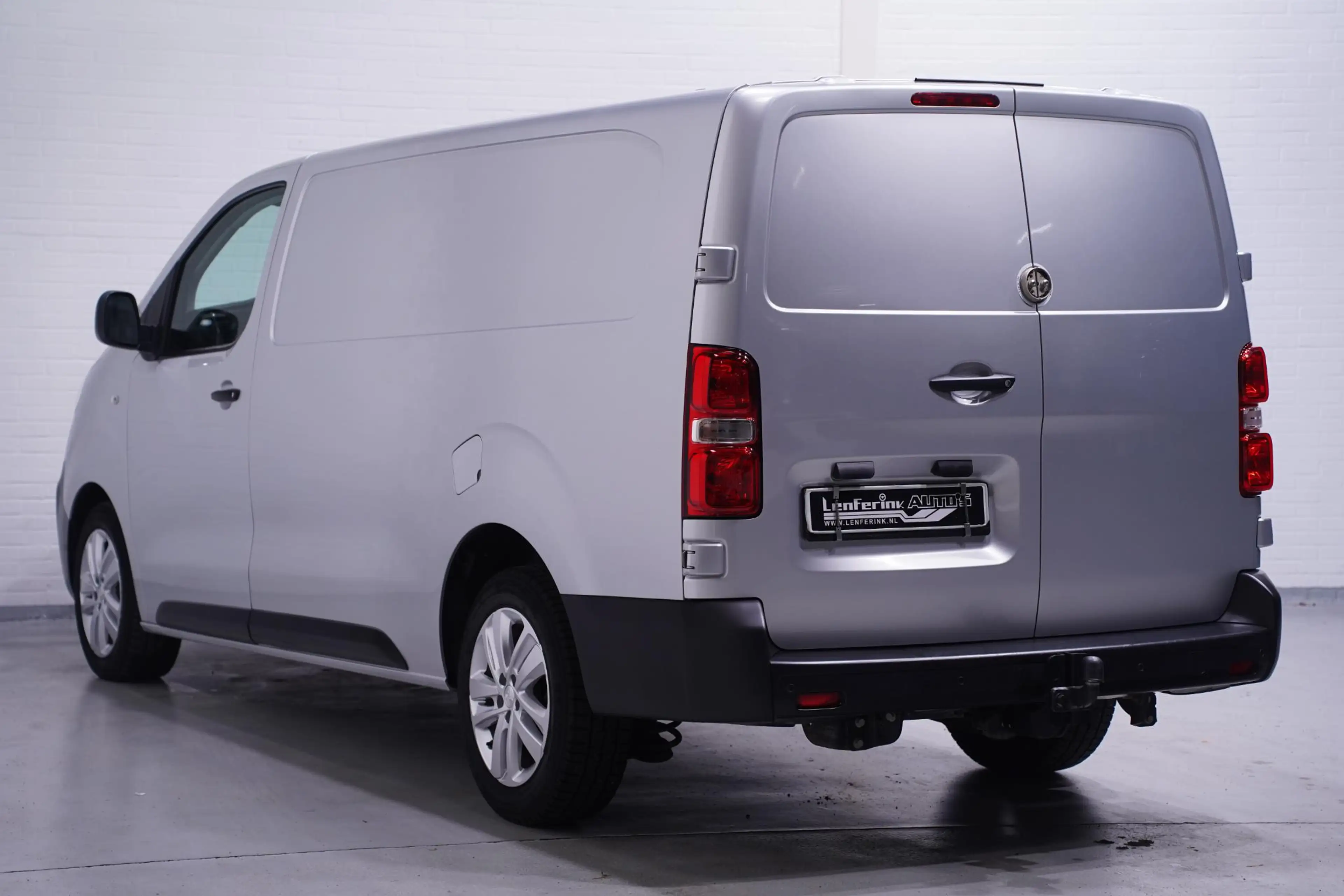 Peugeot Expert 2.0 HDI 122 pk L3 Navi, Trekhaak, 17" LMV Airco, P — photo 3