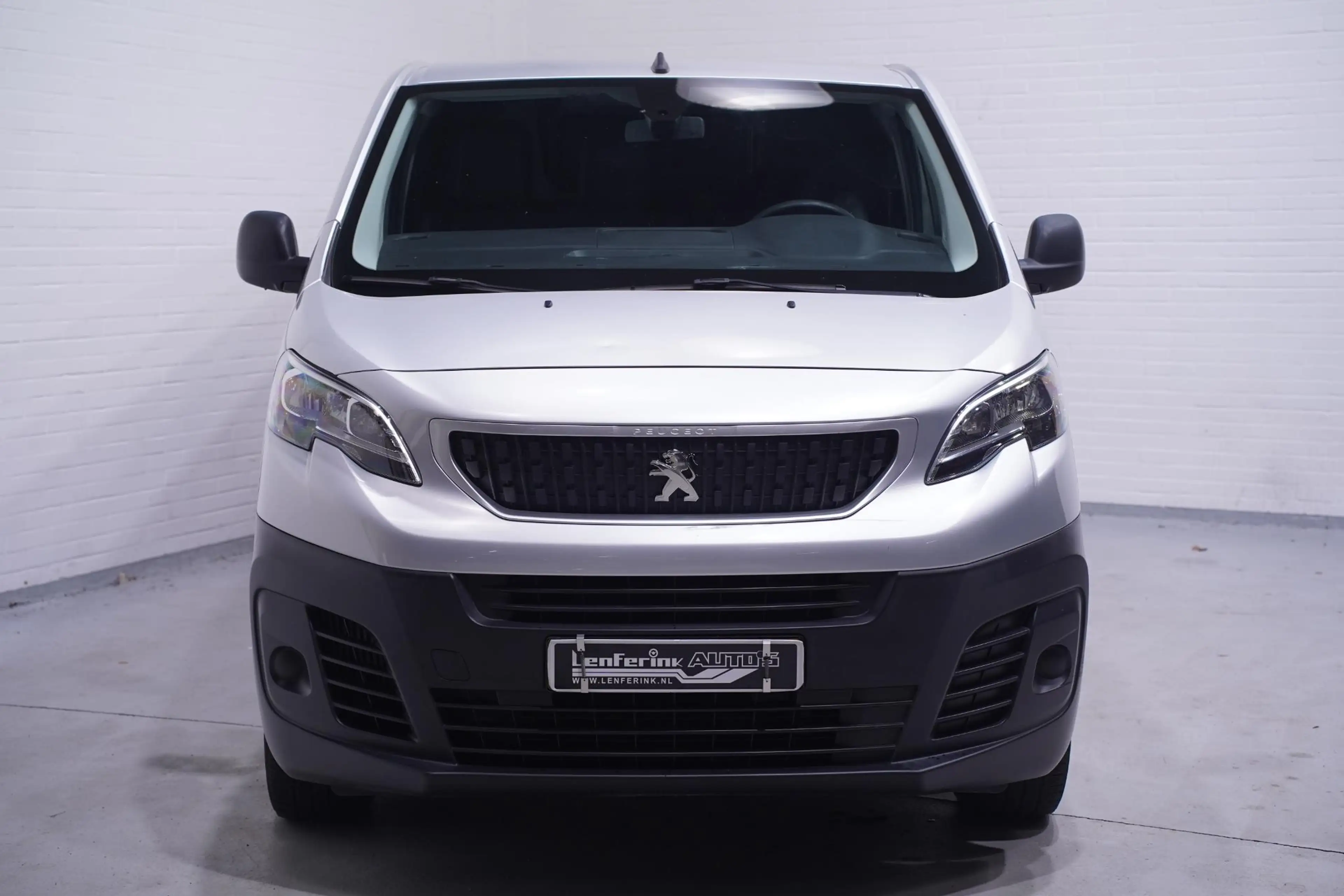 Peugeot Expert 2.0 HDI 122 pk L3 Navi, Trekhaak, 17" LMV Airco, P — photo 5