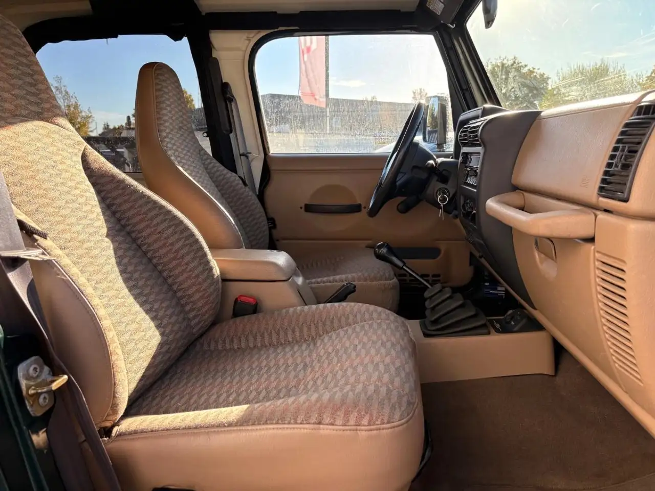 Jeep Wrangler 2.5 120 RYTHM-N AWD, foto 11