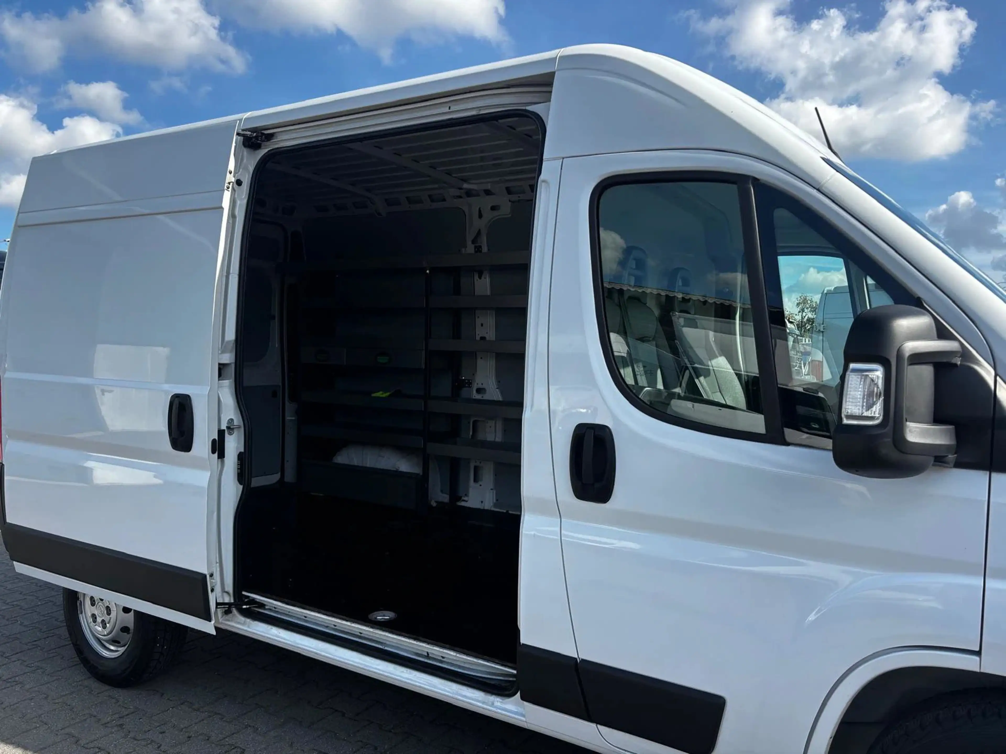 Opel Movano 2.2 D L2H H2 Airco Navi Cruise control AHK — photo 9