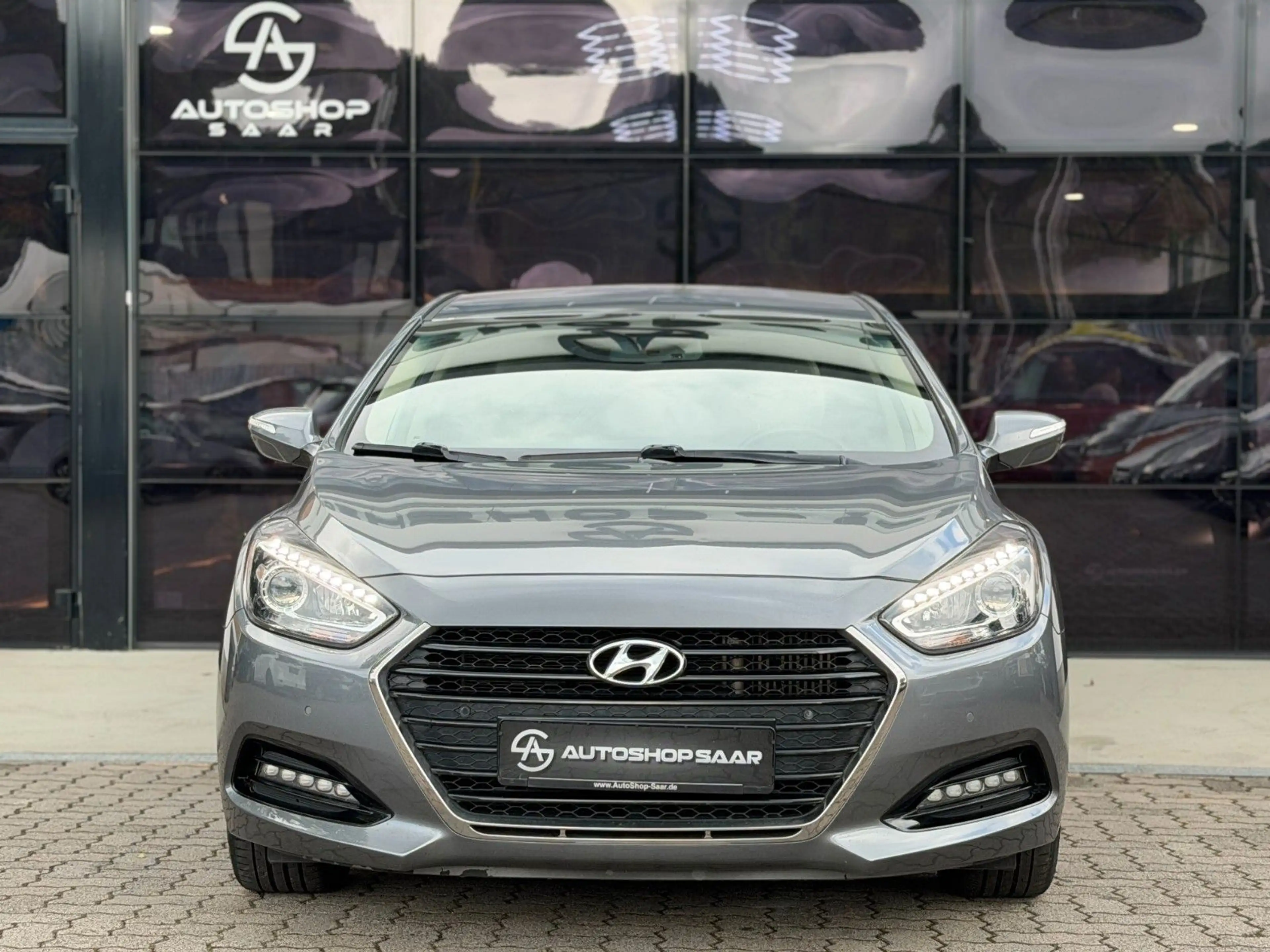Hyundai i40 Premium 1-HAND/CAM/AUT/SHZ — photo 2