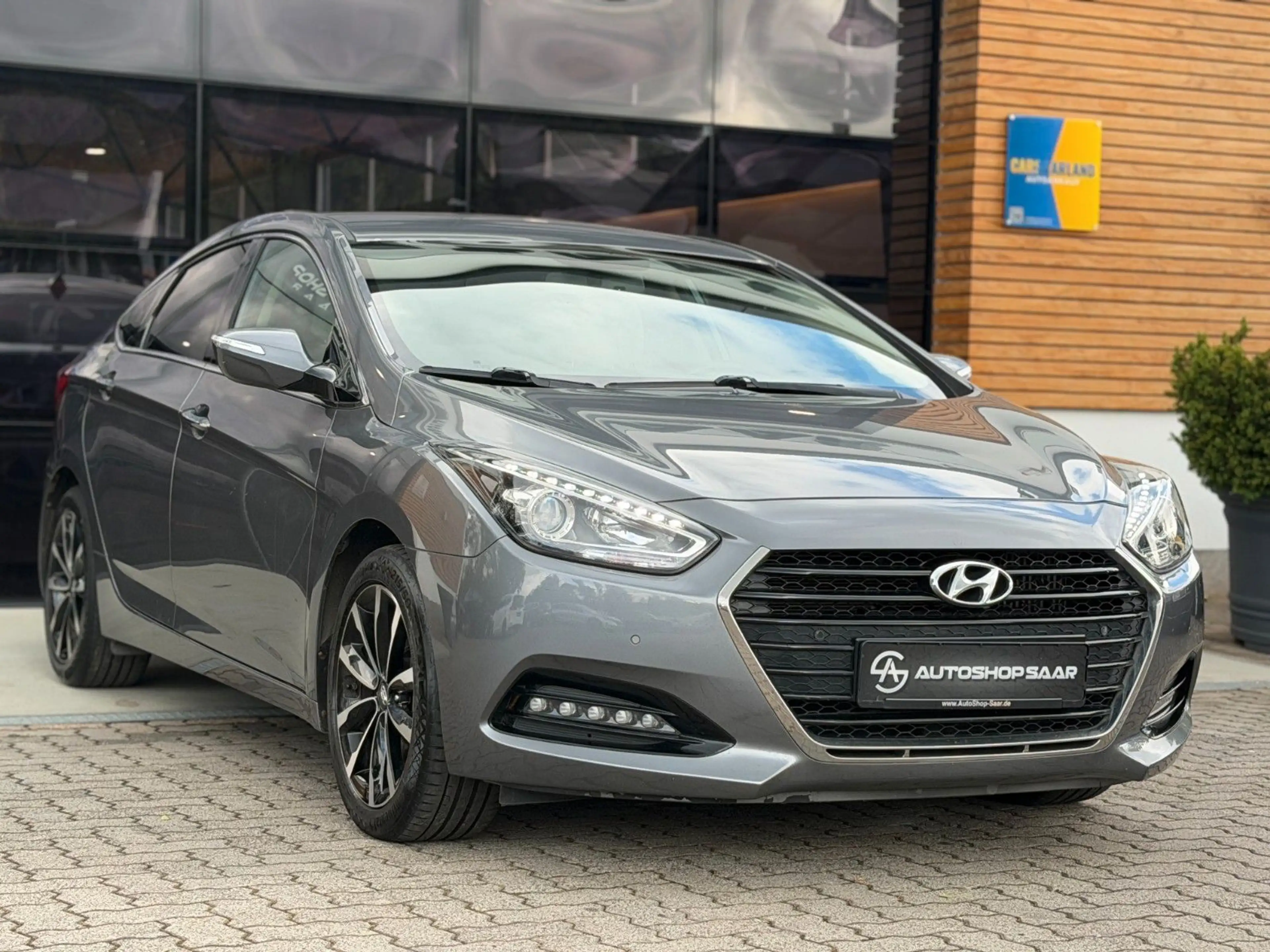 Hyundai i40 Premium 1-HAND/CAM/AUT/SHZ — photo 4