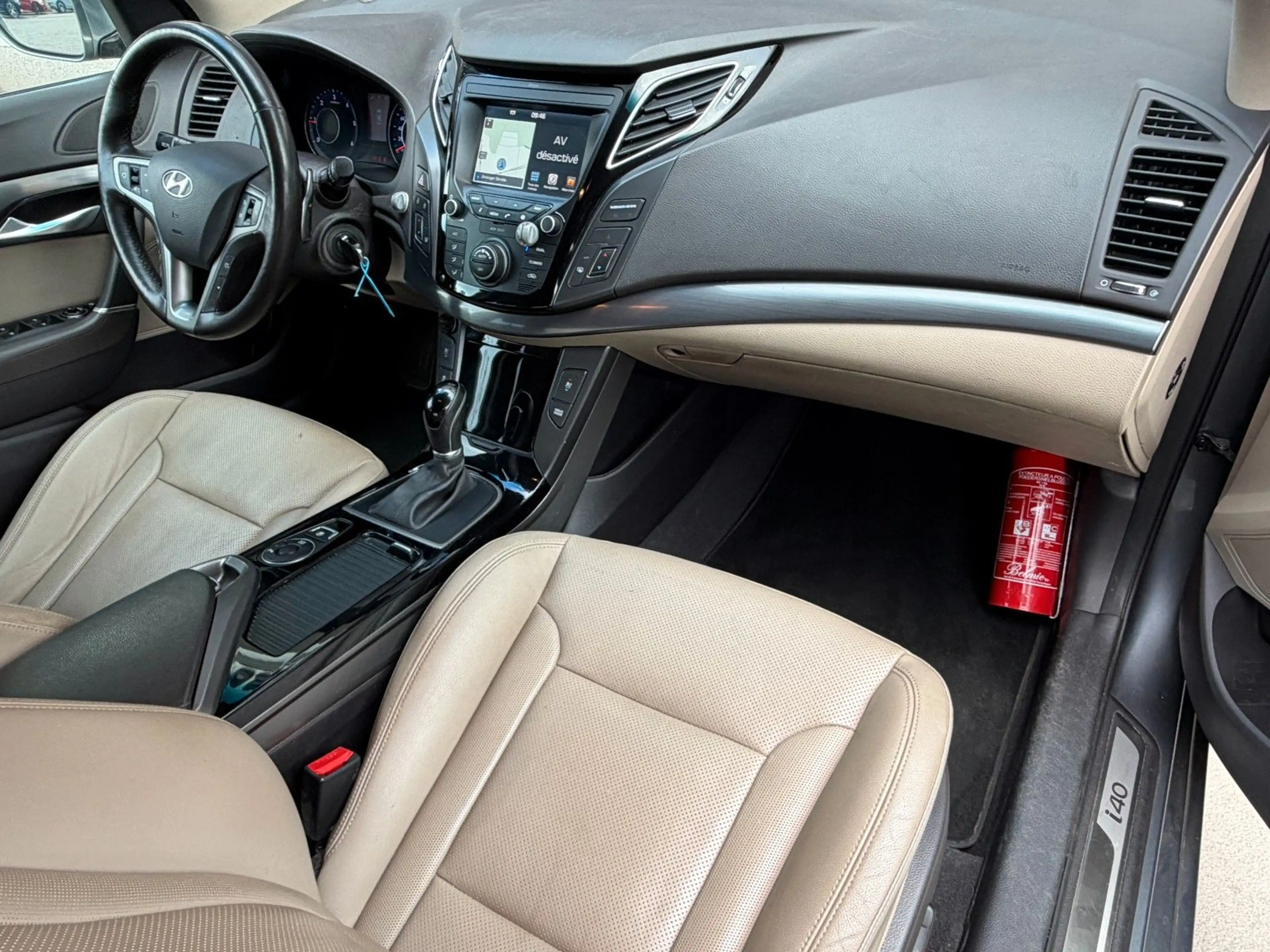 Hyundai i40 Premium 1-HAND/CAM/AUT/SHZ — photo 15