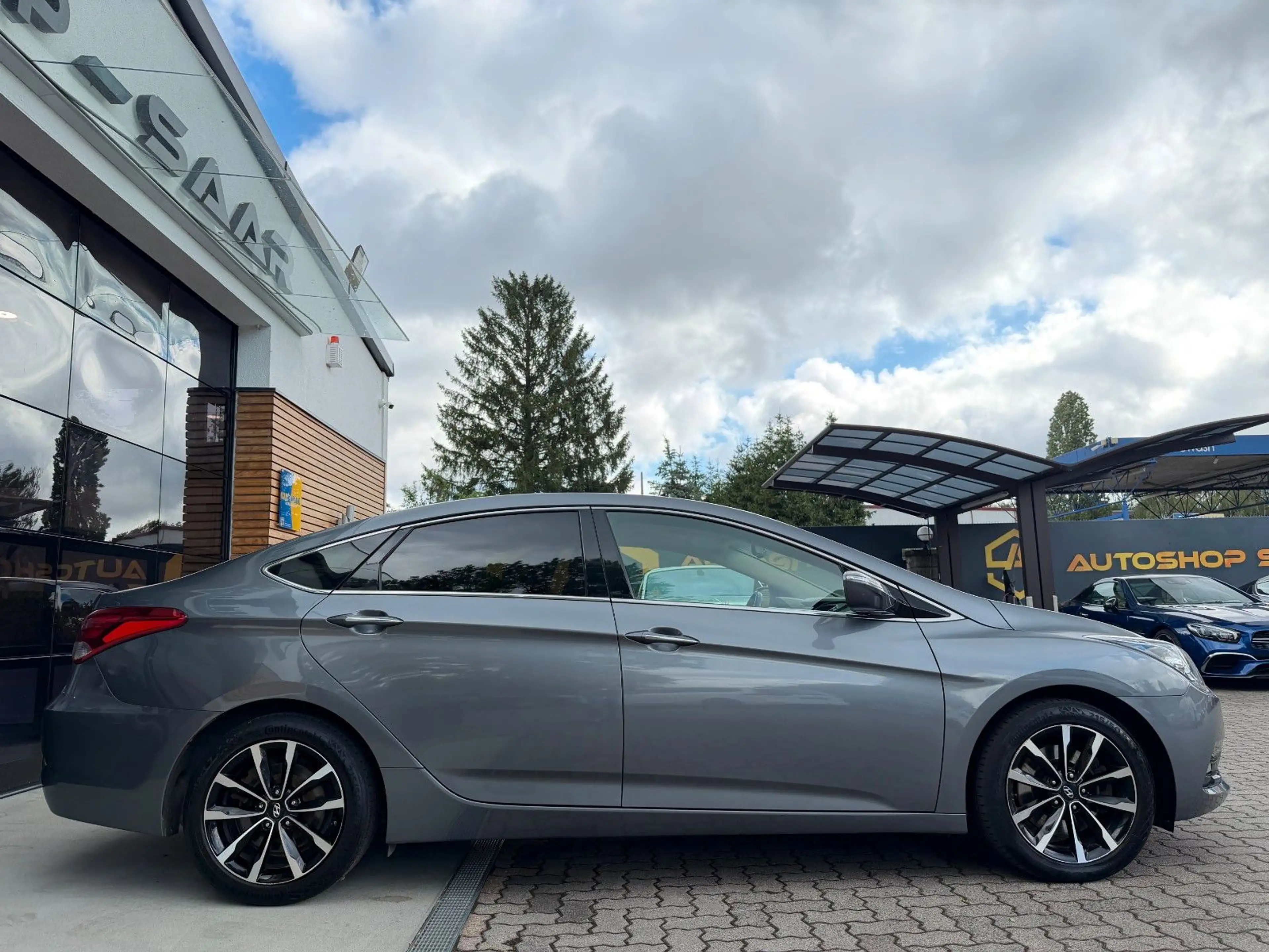 Hyundai i40 Premium 1-HAND/CAM/AUT/SHZ — photo 6