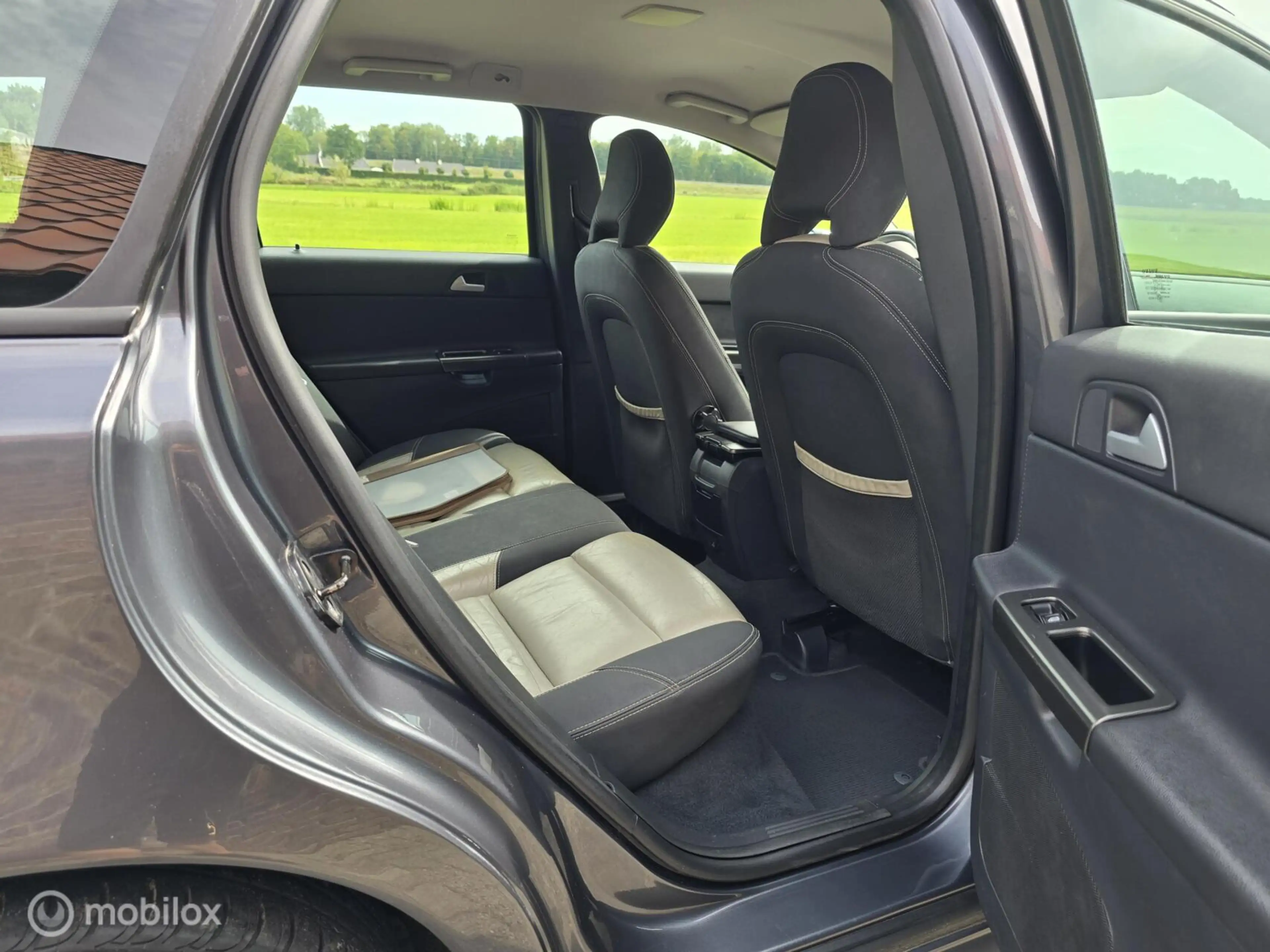 Volvo V50 2.4i Momentum R-Design | Goed onderhouden! — photo 12