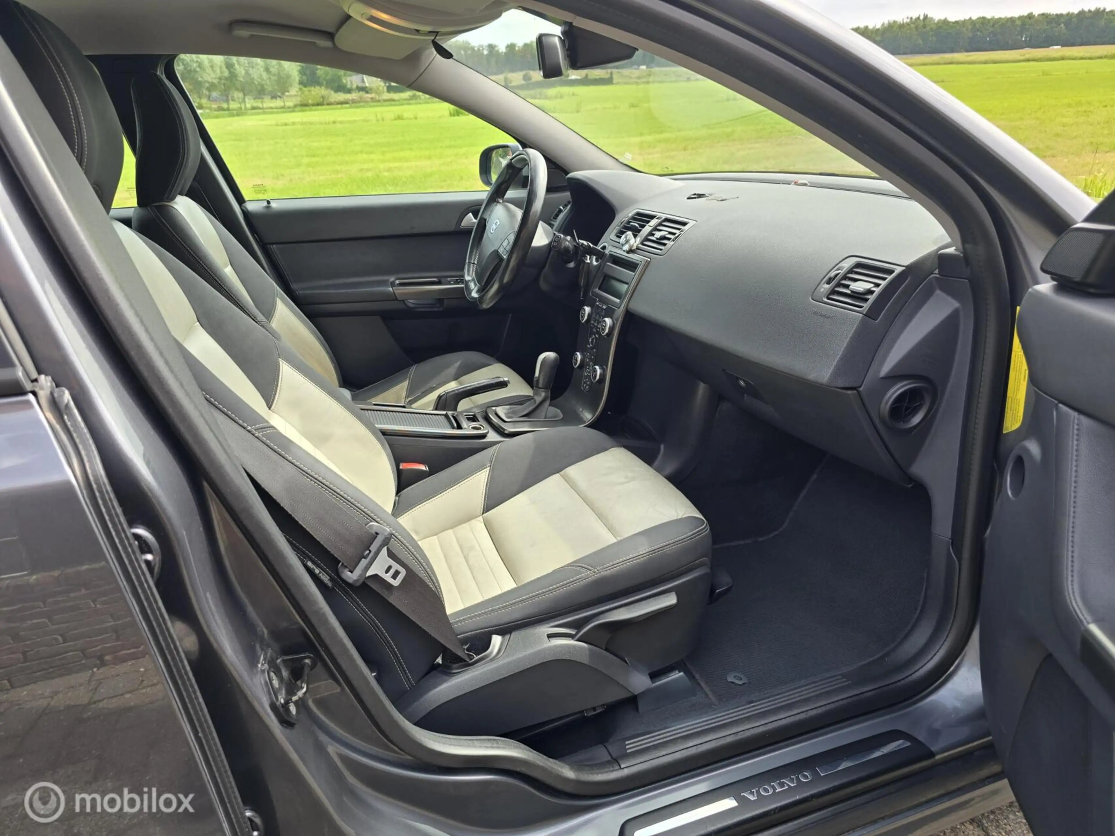 Volvo V50 2.4i Momentum R-Design | Goed onderhouden! — photo 11