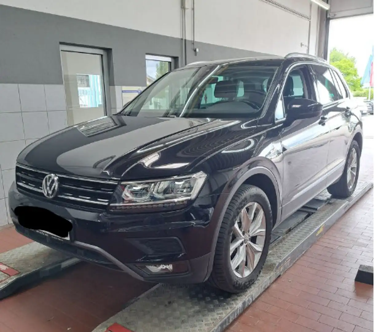 Volkswagen Tiguan 2.0 TDI DSG 4MOTION Highline | PANO | AHK Schwarz - 2