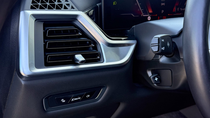 BMW X7 xDrive40d — photo 11