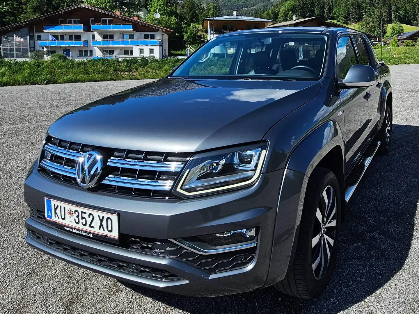 Volkswagen Amarok Amarok DoubleCab Aventura 3,0 TDI 4Motion Aut. Aventura Grau - 1