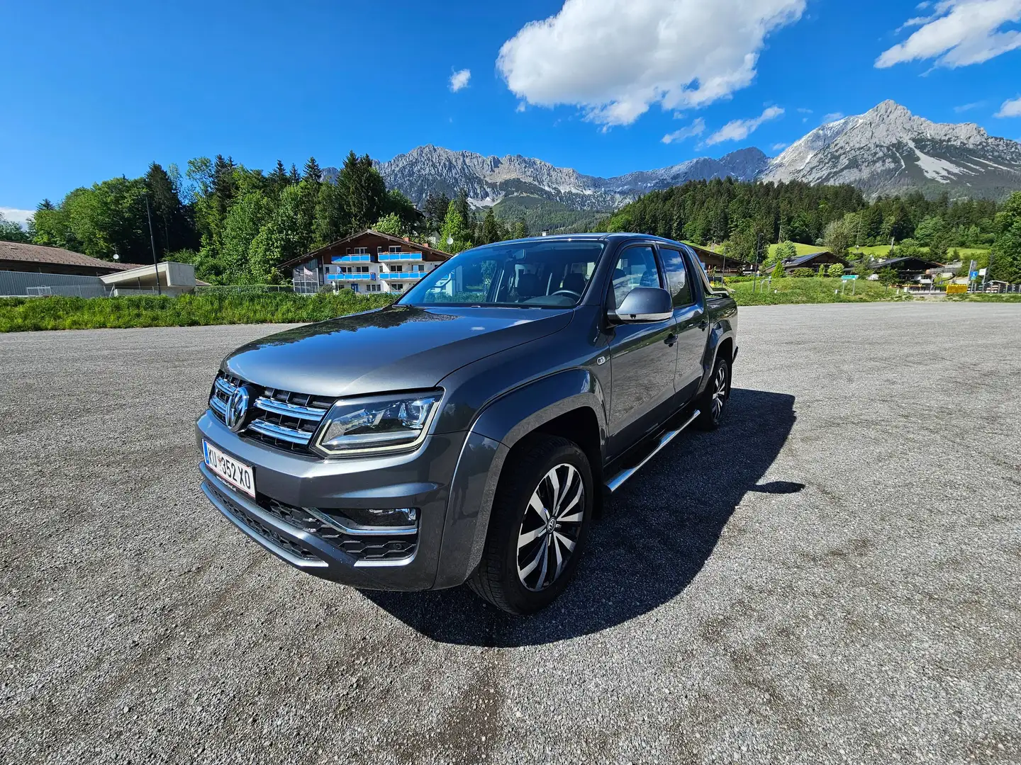 Volkswagen Amarok Amarok DoubleCab Aventura 3,0 TDI 4Motion Aut. Aventura Grau - 2