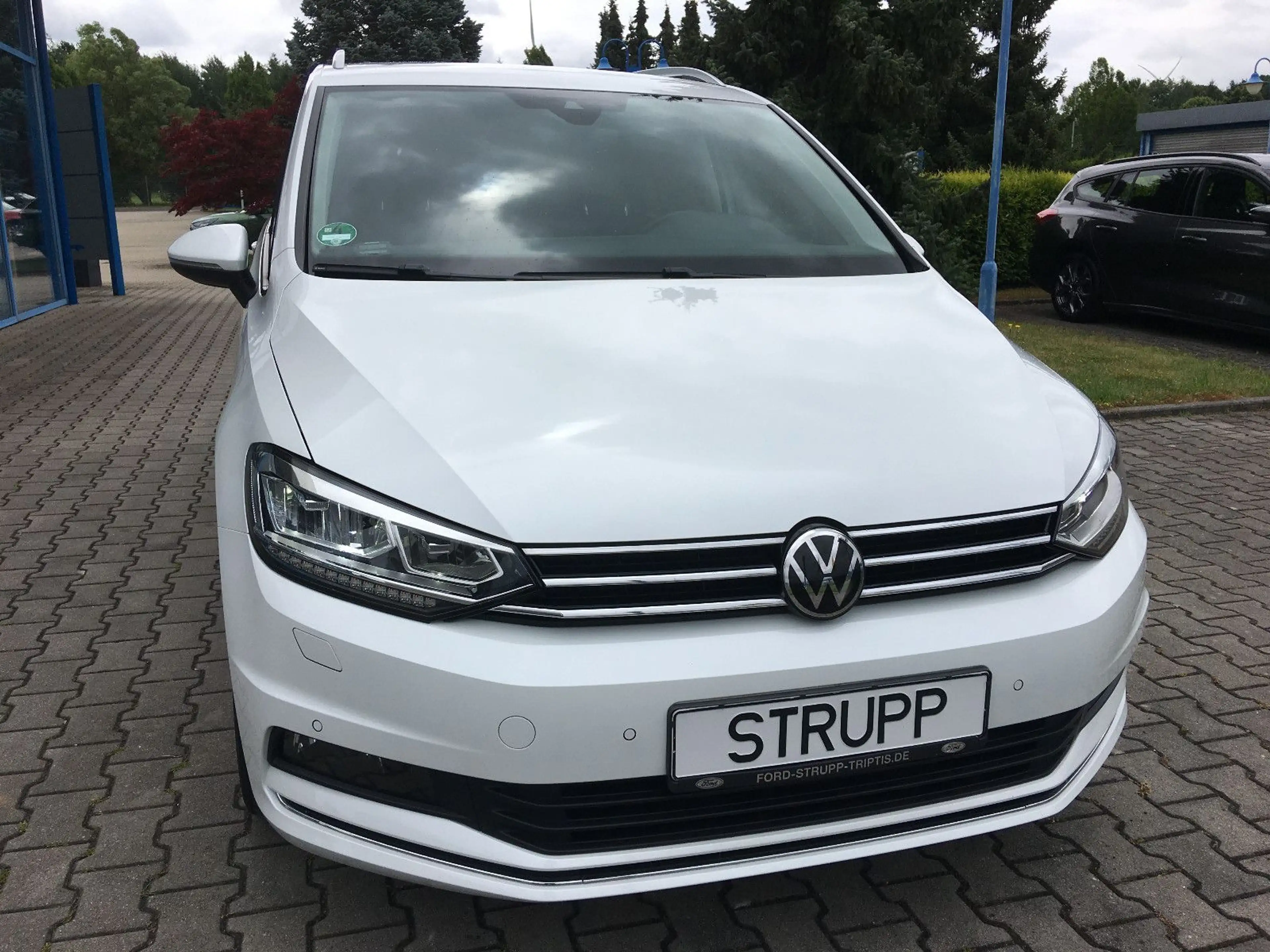 Volkswagen Touran Active 2,0 Active Standhz./LED/ACC/7Sitze — photo 7