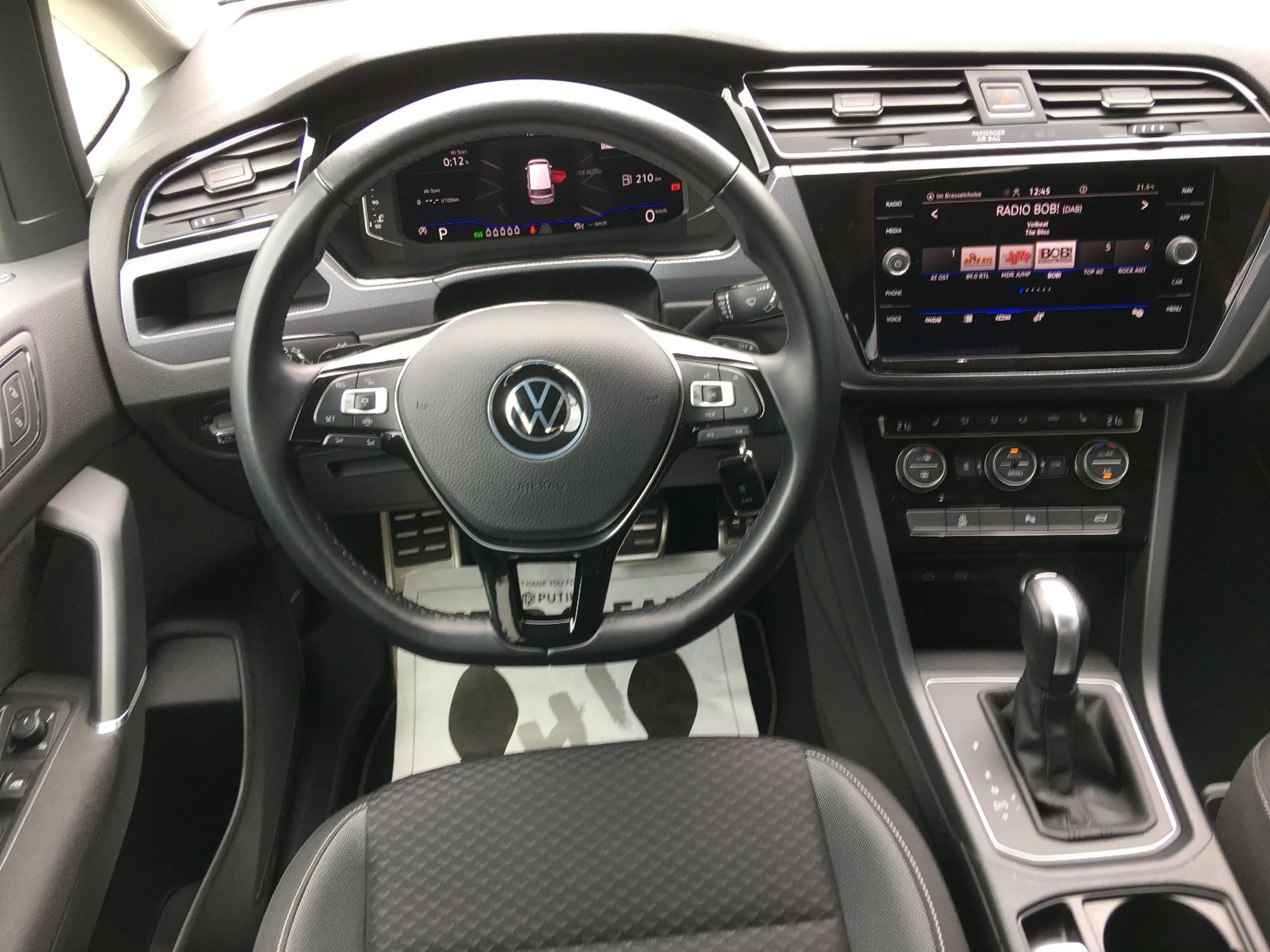 Volkswagen Touran Active 2,0 Active Standhz./LED/ACC/7Sitze — photo 10