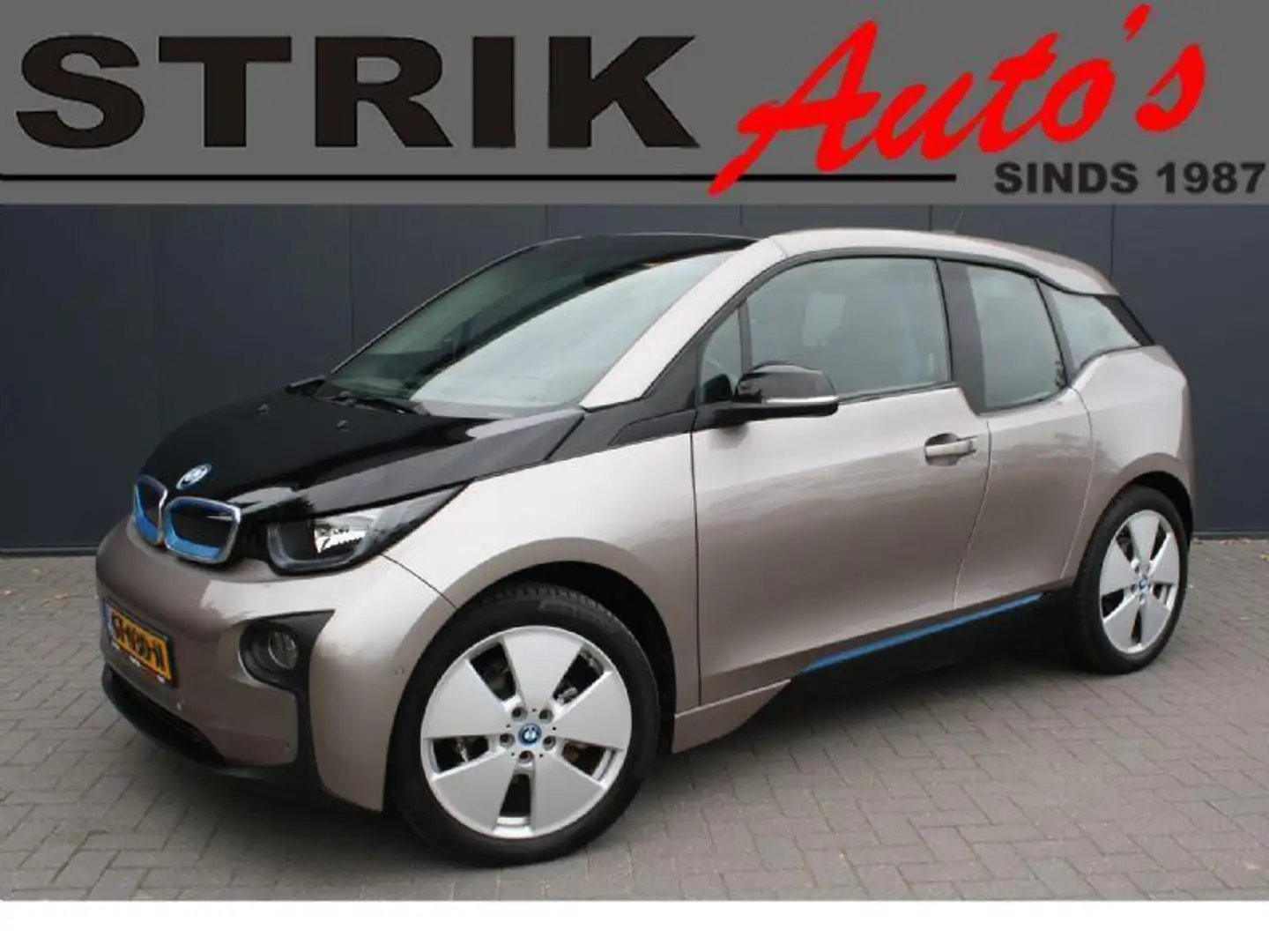 BMW i3 Basis Comfort Advance 22 kWh - NAVIGATIE - CAMERA Grijs - 1