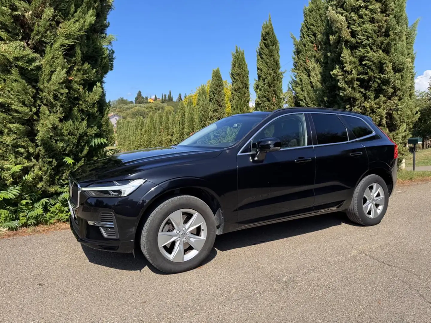 Volvo XC60 automatica unico proprietario Nero - 2