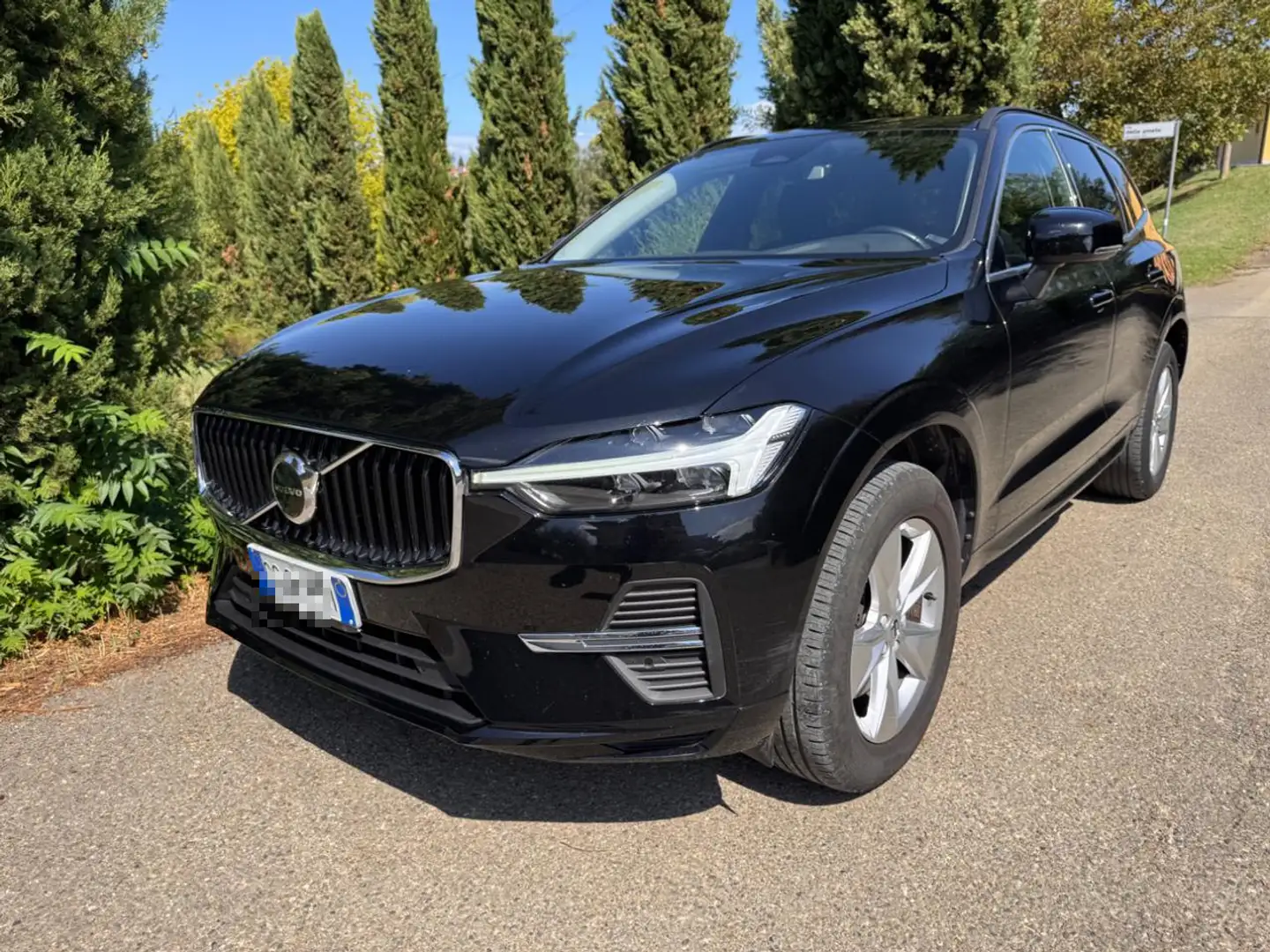 Volvo XC60 automatica unico proprietario Nero - 1