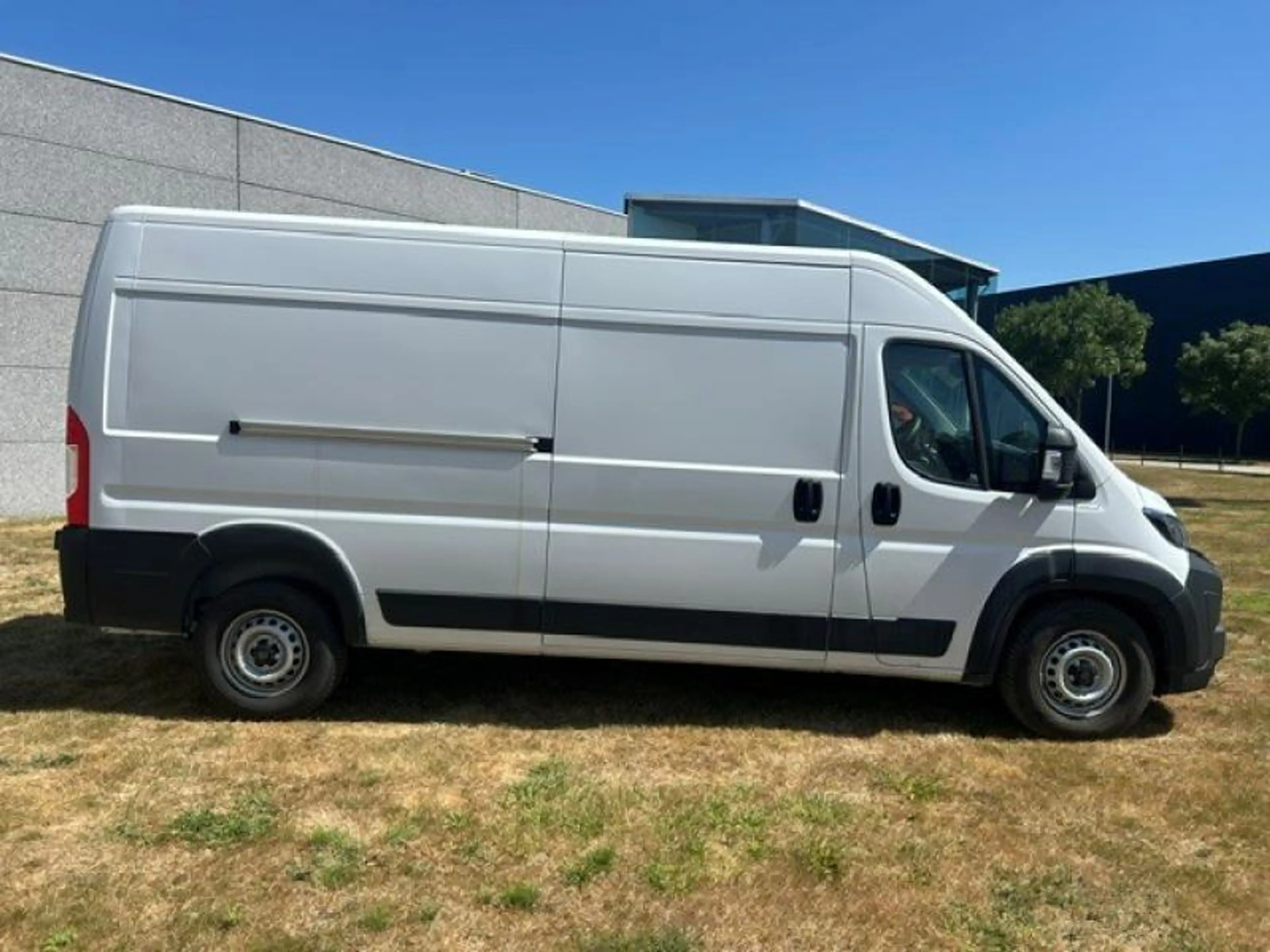Peugeot Boxer & e- — photo 4