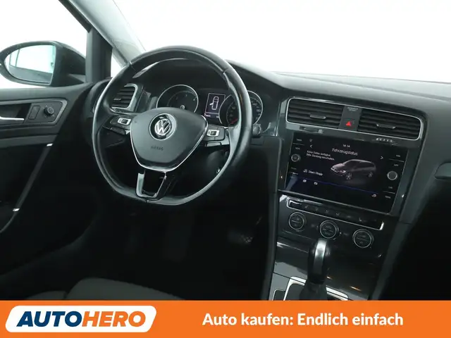 Volkswagen Golf view 13