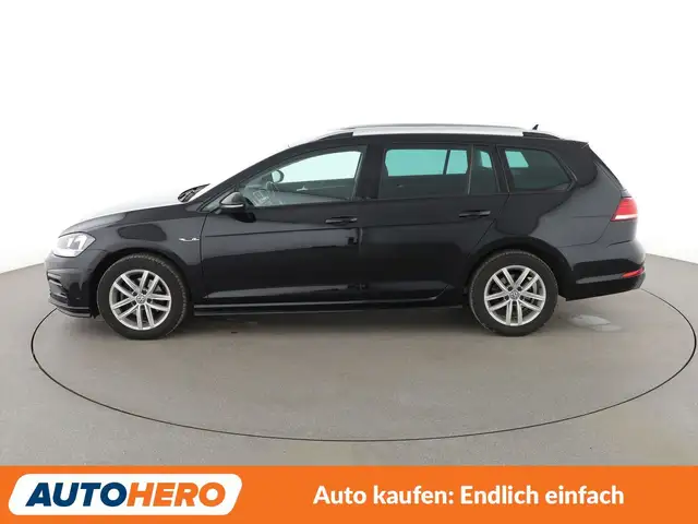 Volkswagen Golf view 3