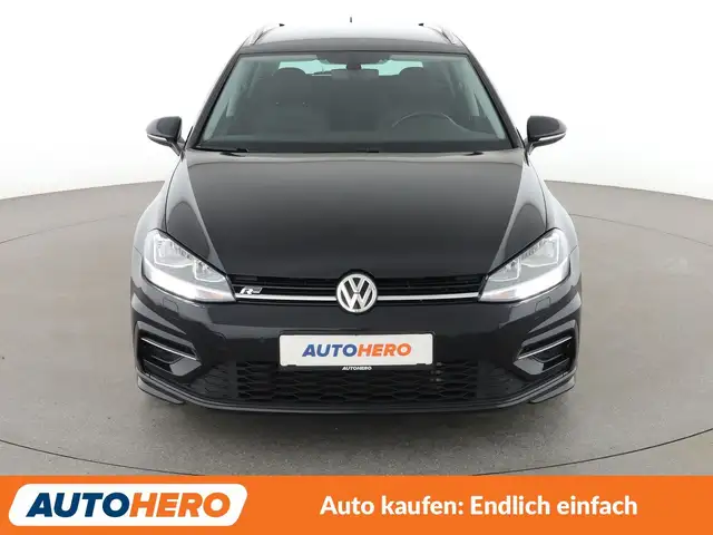 Volkswagen Golf view 9