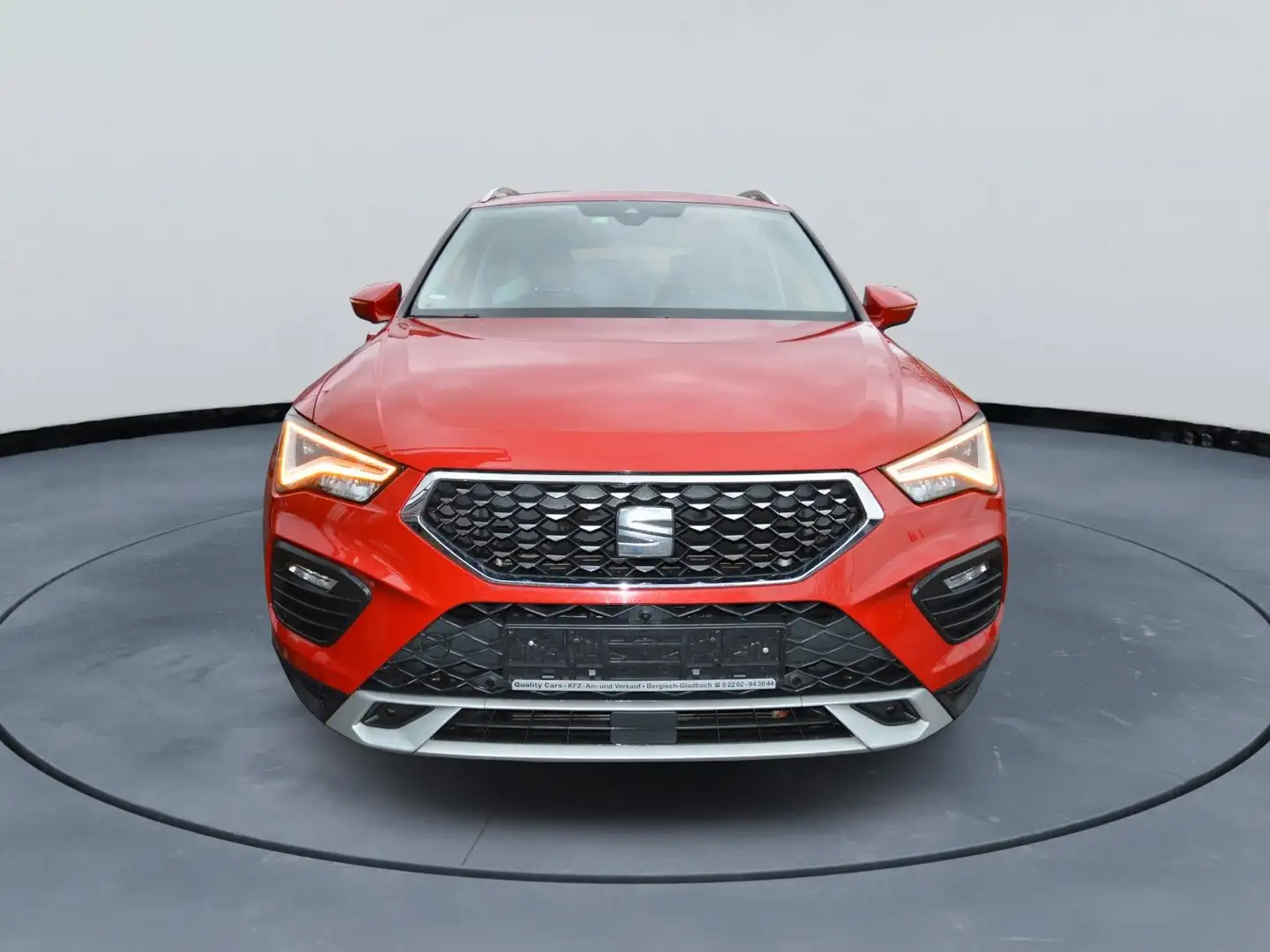 SEAT Ateca 2.0TDI 150PS Xperience Rot - 2
