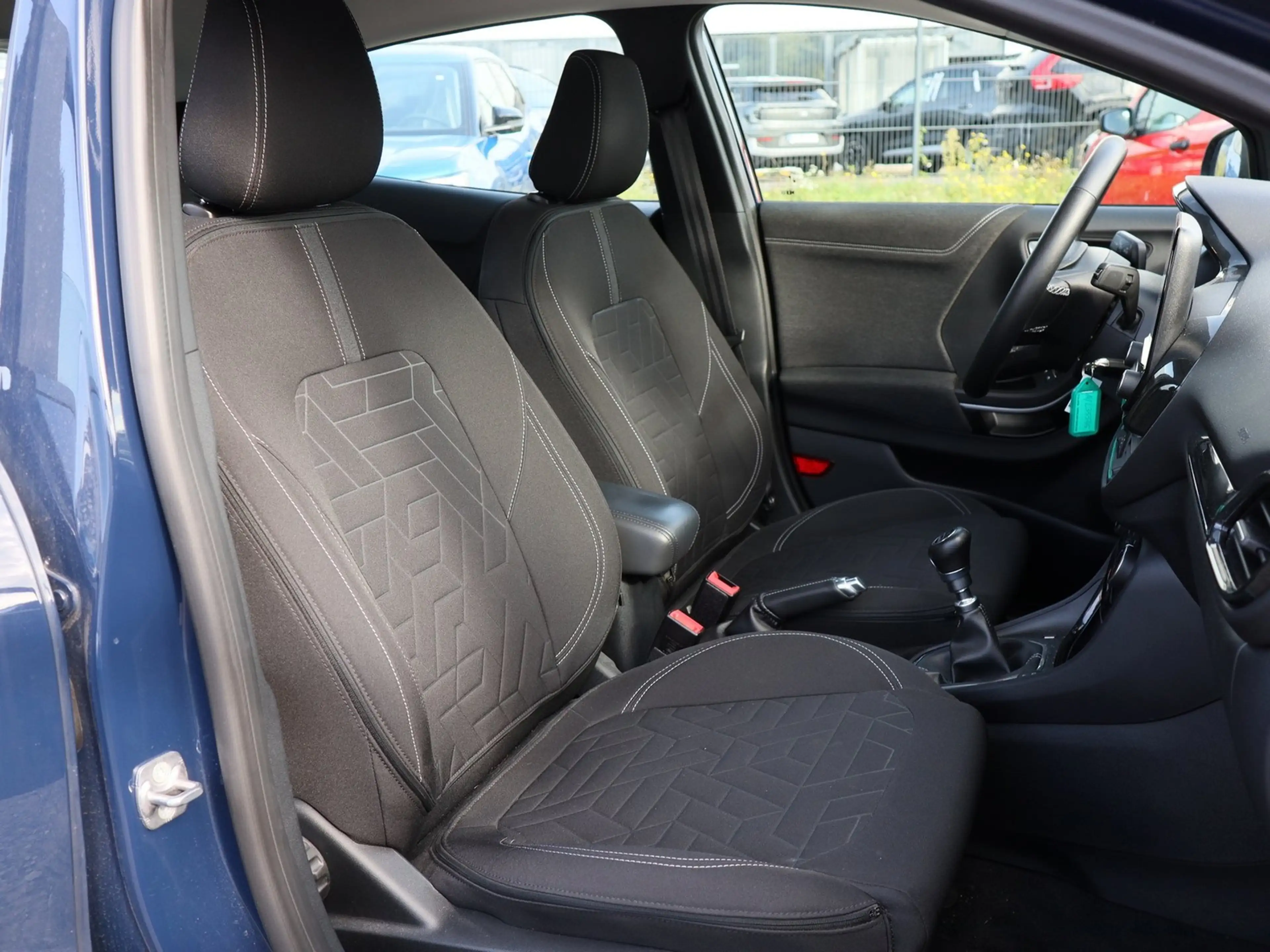 Ford Puma Hybrid Titanium Ganzjahresreifen Winter-Paket — photo 6